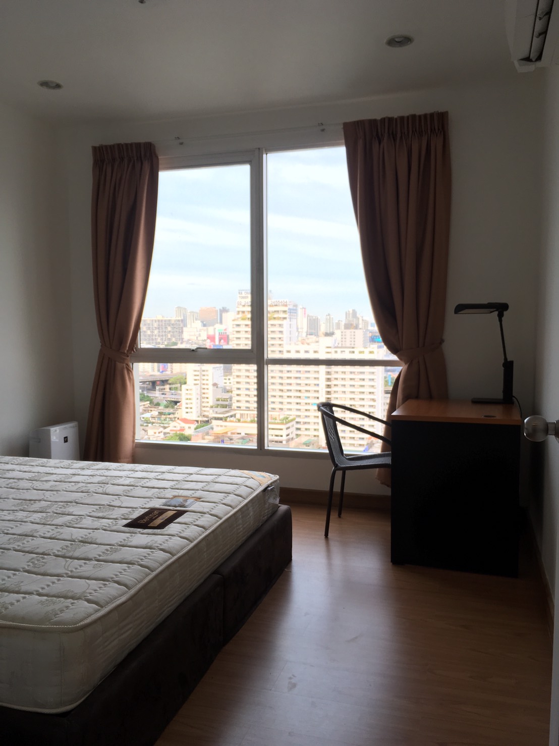 รหัสทรัพย์ 46664 ขายคอนโด The Complete Ratchaprarop (คอนโดเดอะ คอมพลีท ราชปรารภ) 1 ห้องนอน 1 ห้องน้ำ 1 ห้องครัว พร้อมอีก 1 ห้องรับแขก