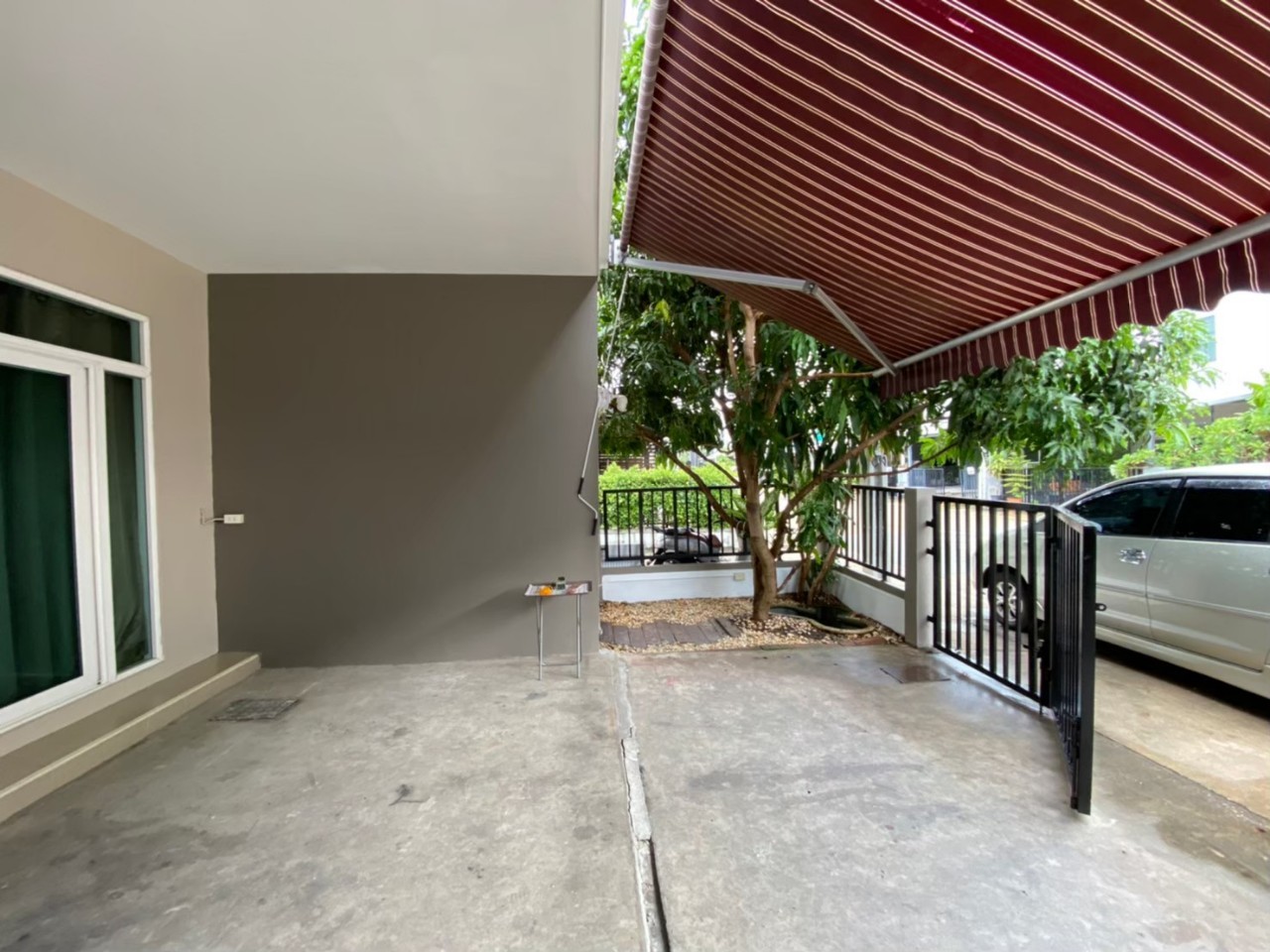 ให้เช่าทาวน์เฮาส์ 2 ชั้น Gusto Phaholyothin – Saimai : หมู่บ้าน กัสโต้ พหลโยธิน – สายไหม ถนนสายไหม เนื้อที่ 32.75 ตารางวา 2 ชั้น 4 ห้องนอน 3 ห้องน้ำ