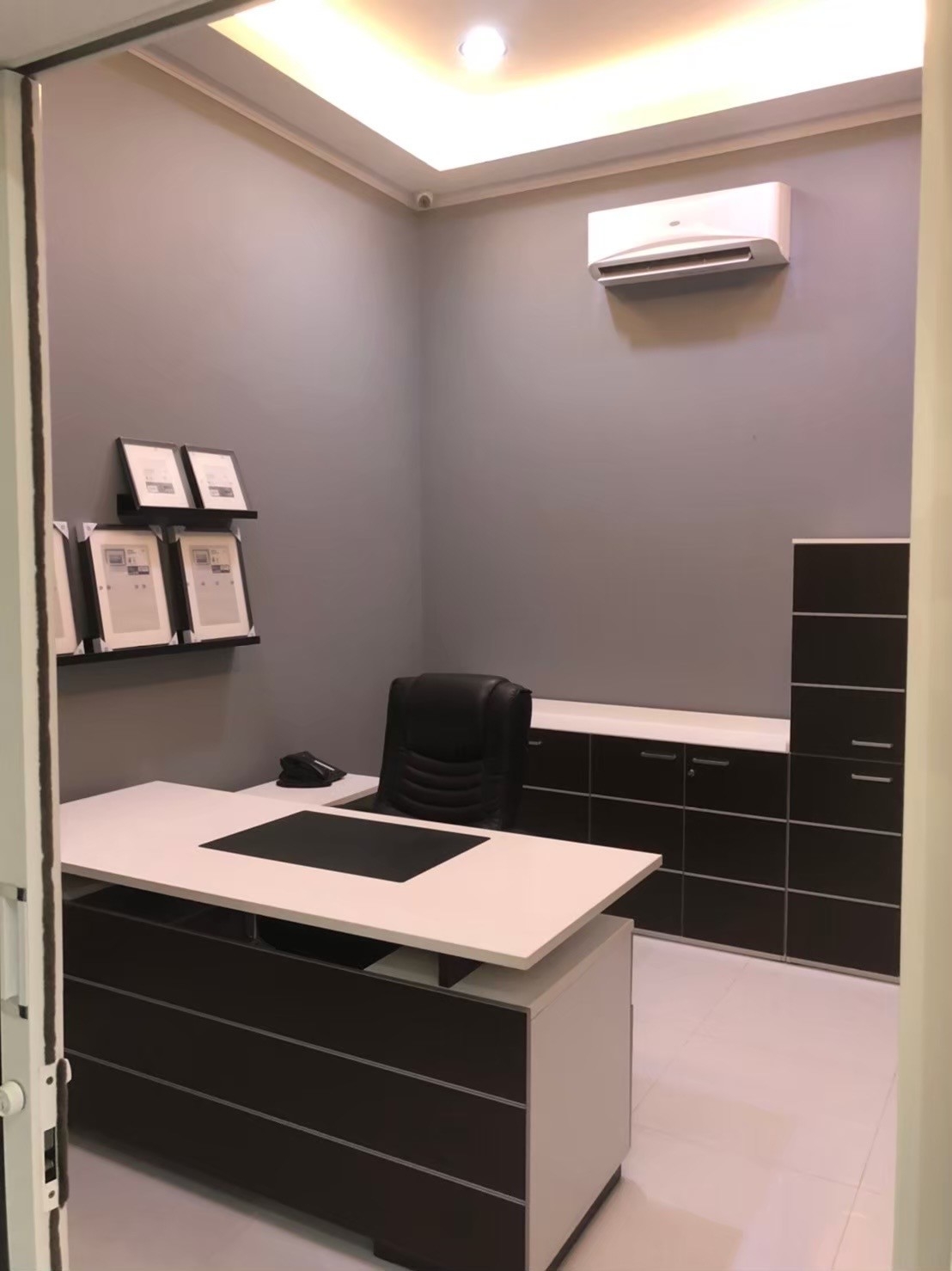 ขายออฟฟิศติดสถานี BTS สุรศักดิ์ ทําเลดีย่านสีลม บนถนนสาทรเหนือ สะดวกใกล้ทางด่วน ติดทางขึ้นลงสถานีรถไฟฟ้า bts สุรศักดิ์