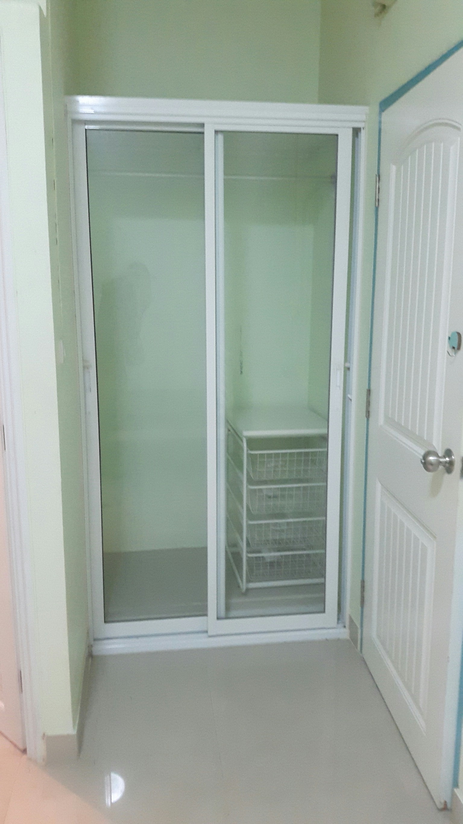 รหัสทรัพย์ 33318 ขายห้องเช่า(อพาร์ทเม้นท์ ลาดกระบัง 46 ) 2 ชั้น อยู่ในซอย ลาดกระบัง 46