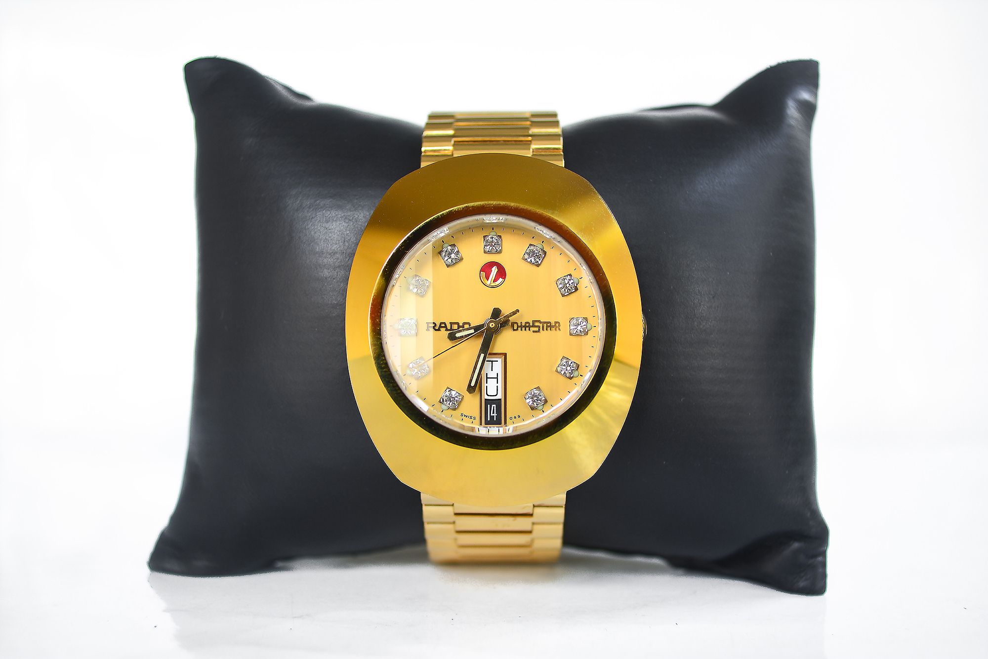 Rado Diastar เรือนทอง 11 พลอย หน้าทอง (Sold)