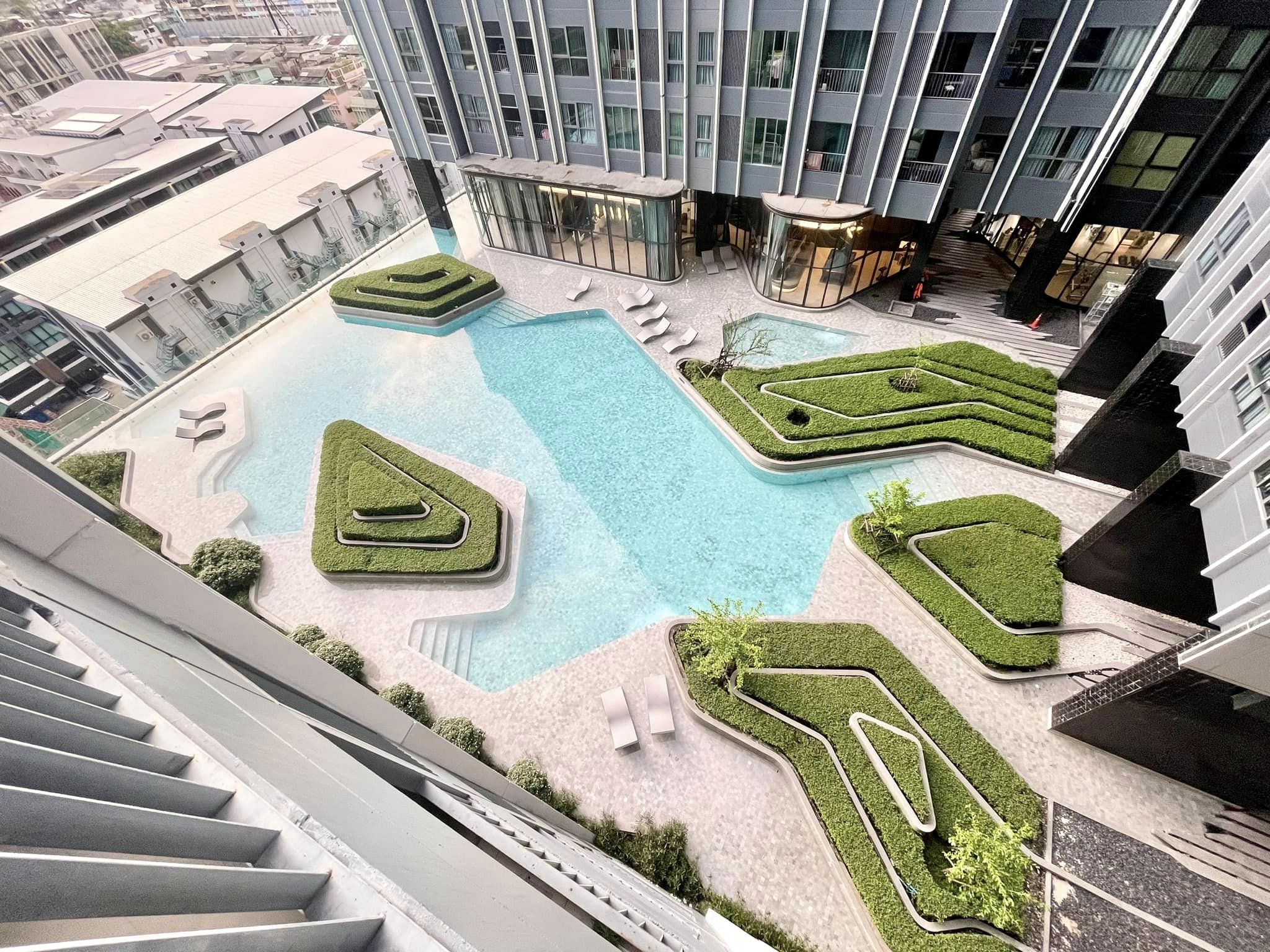 ให้เช่า Ideo Q จุฬาฯ-สามย่าน ห้องสวย แต่งครบ วิวสระว่ายน้ำ 18,000บาท ห้อง660/499 ชั้น 12 ขนาด 22ตร.ม. สตูดิโอ