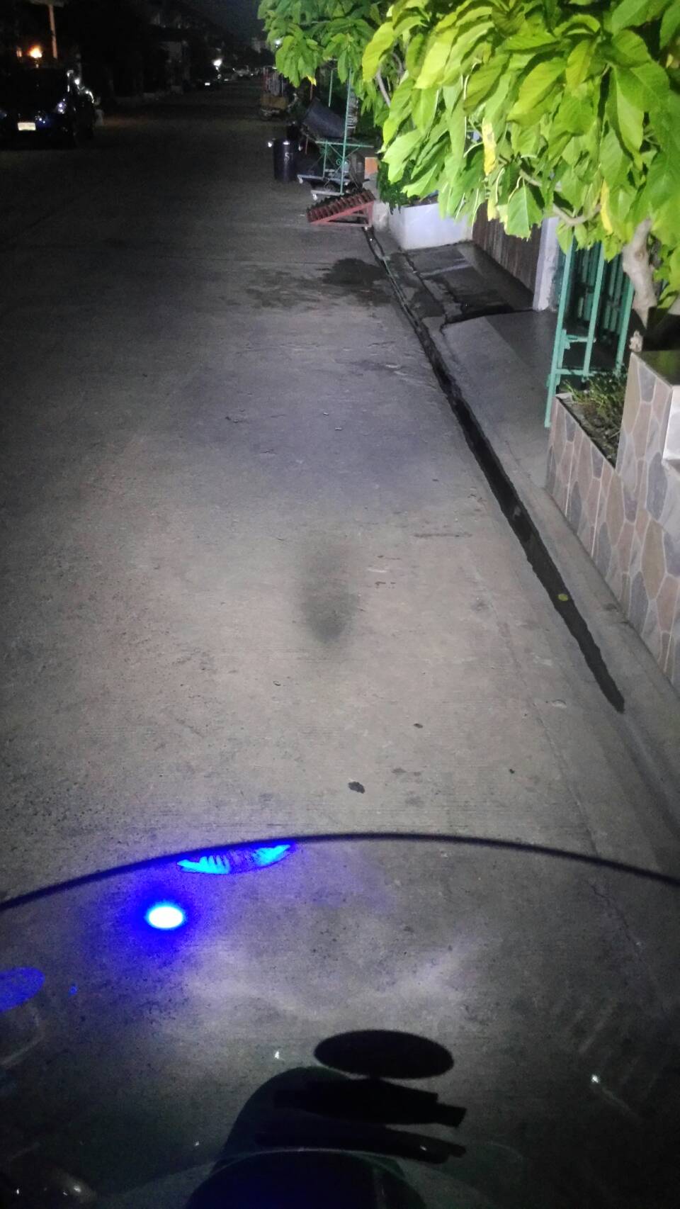 โปรเจคเตอร์มอเตอร์ไซค์ไฟวงแหวน2ชั้นระบบ LED รุ่น 18 วัตต์ ไฟวงแหวน สีขาวแดง