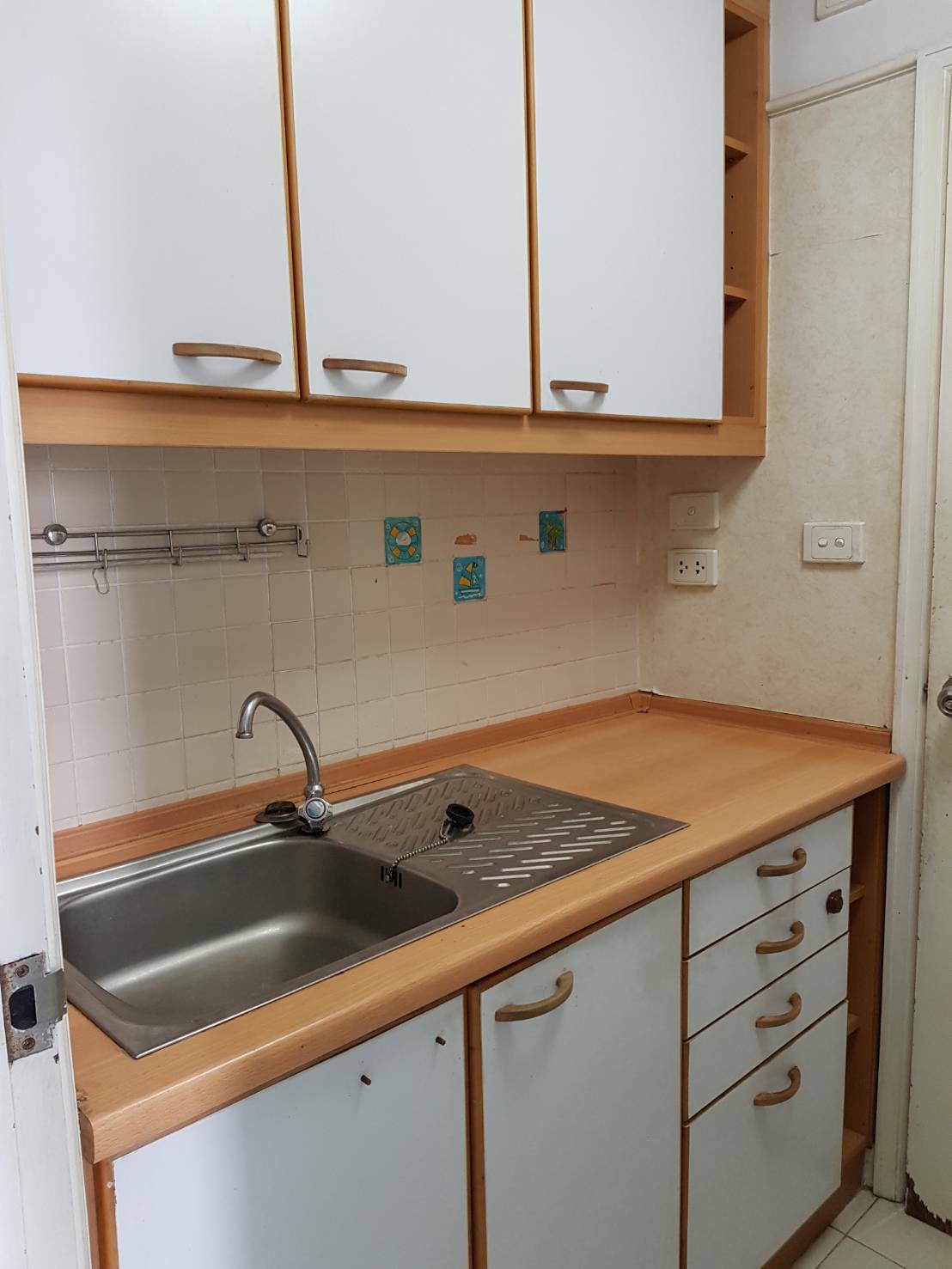 ให้เช่าคอนโดติดเซ็นทรัล พระราม 3 Lumpini Place Water Cliff (ลุมพินี เพลส วอเตอร์คลิฟ) 2 ห้องนอน