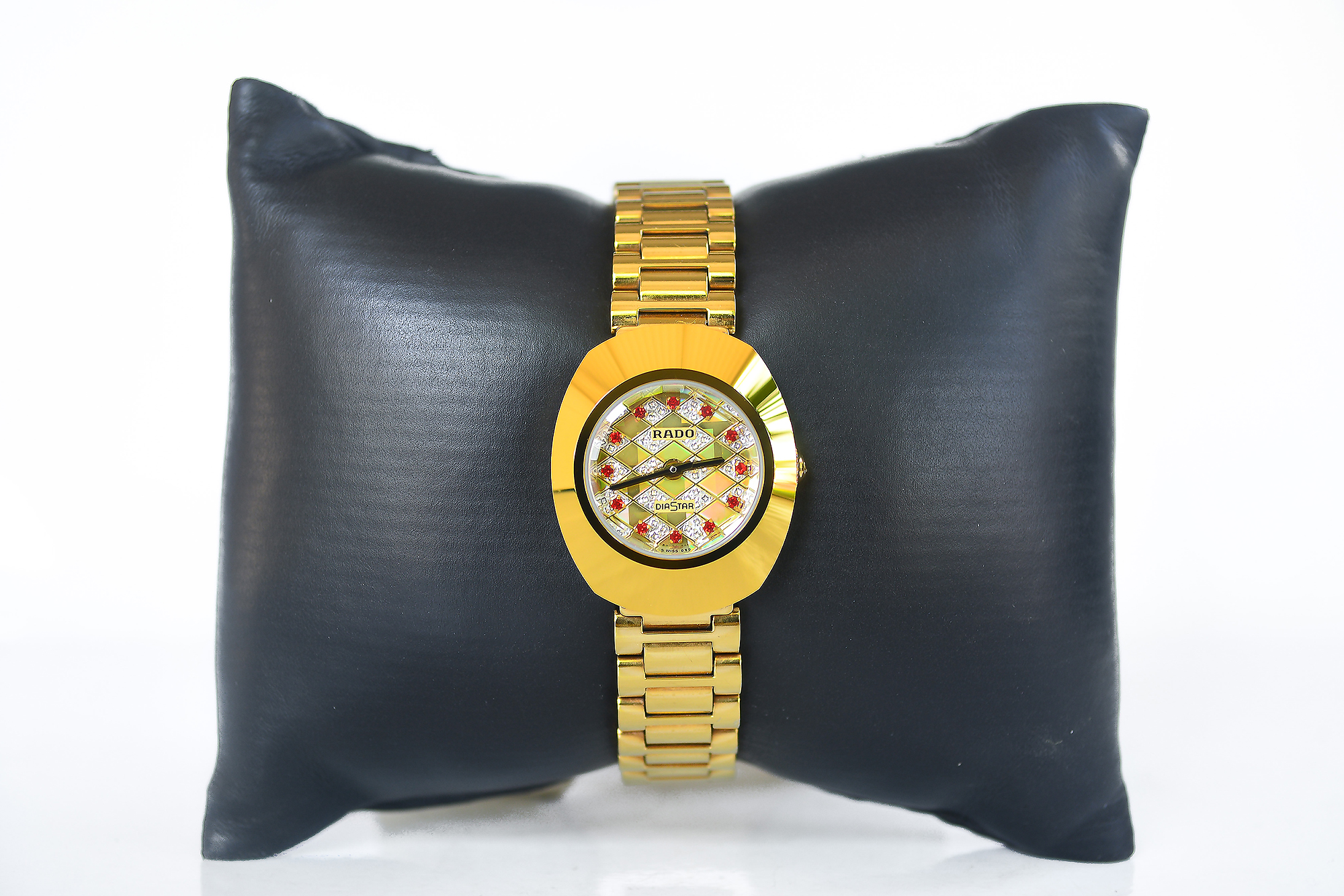 Rado Diastar lady quartz หน้าพลอยแดง (Sold)