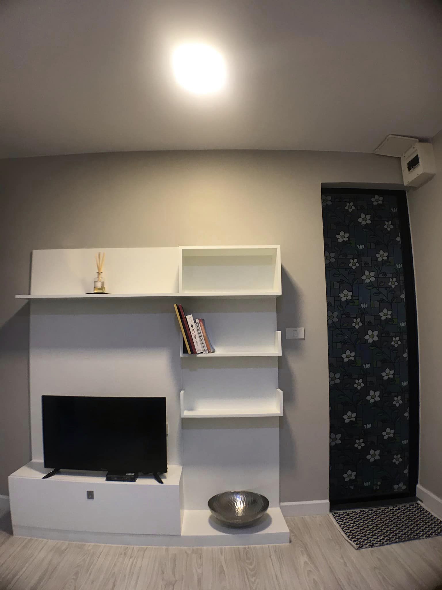 ปล่อยเช่าคอนโด MeStyle @ Sukhumvit - Bangna (มีสไตล์ @ สุขุมวิท - บางนา) คอนโดอยู่หลังเซ็นทรัลบางนา จากคอนโดเดินไปห้าง 3นาที เนื้อที่ 32.34 ตรม