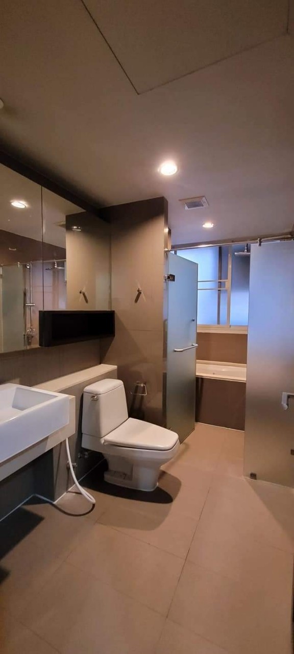 ให้เช่าคอนโด Double Tree Residence Thonglor25 Tower B (ดับเบิ้ล ทรี เรสซิเด้นซ์) 2 ห้องนอน