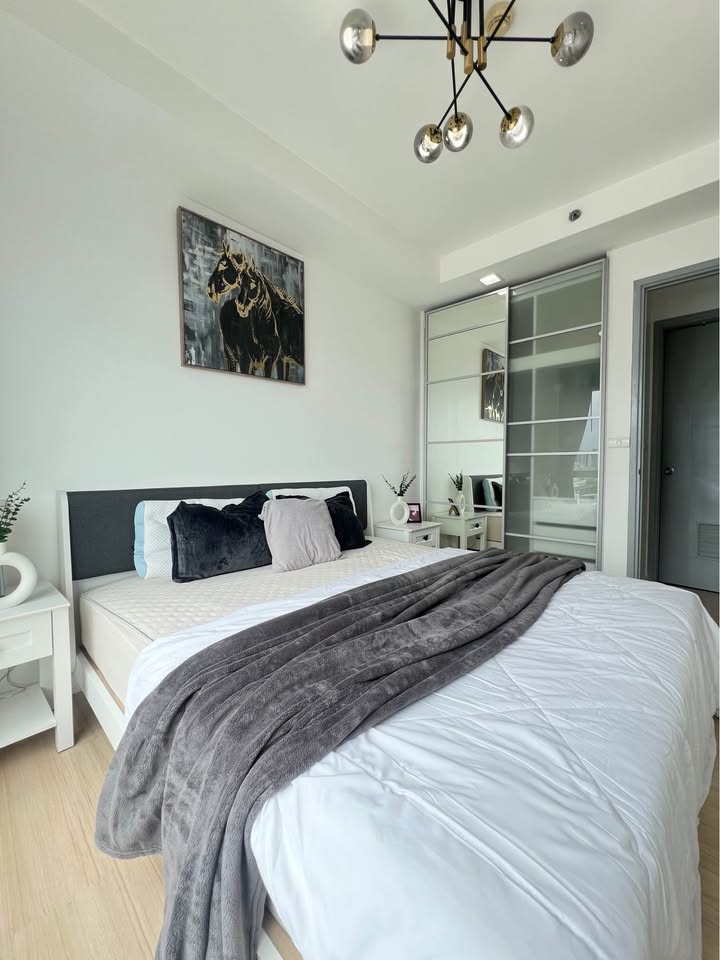 🏙️ ให้เช่าคอนโด Thru Thonglor (ทรู ทองหล่อ) ✨ คอนโดใจกลางสุขุมวิท พร้อมอยู่! วิวสวย ชั้นสูง เฟอร์ครบ ฟรี Wi-Fi