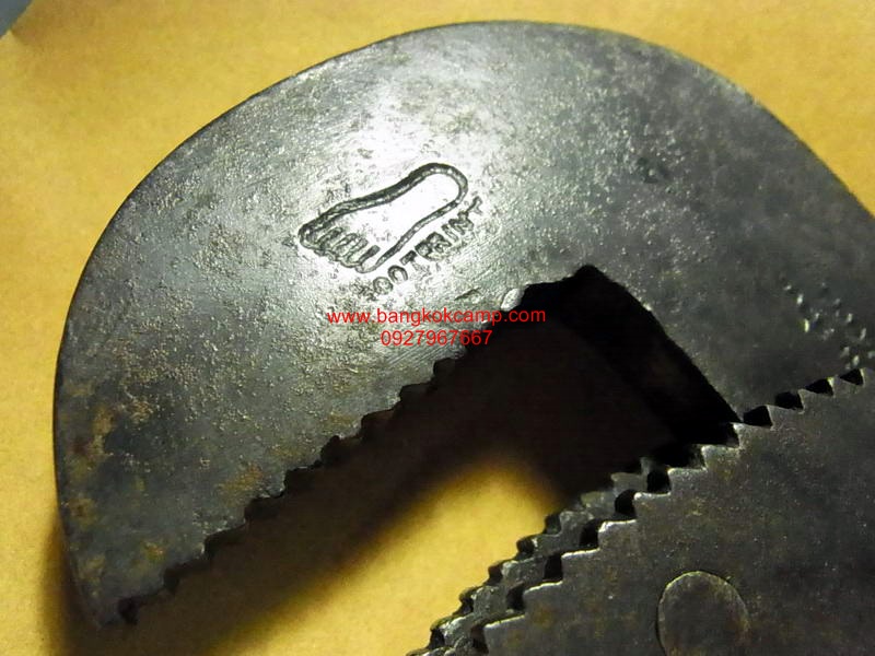 คีมอังกฤษโบราณ FOOTPRINT Made in ENGLAND สภาพผ่านการใช้