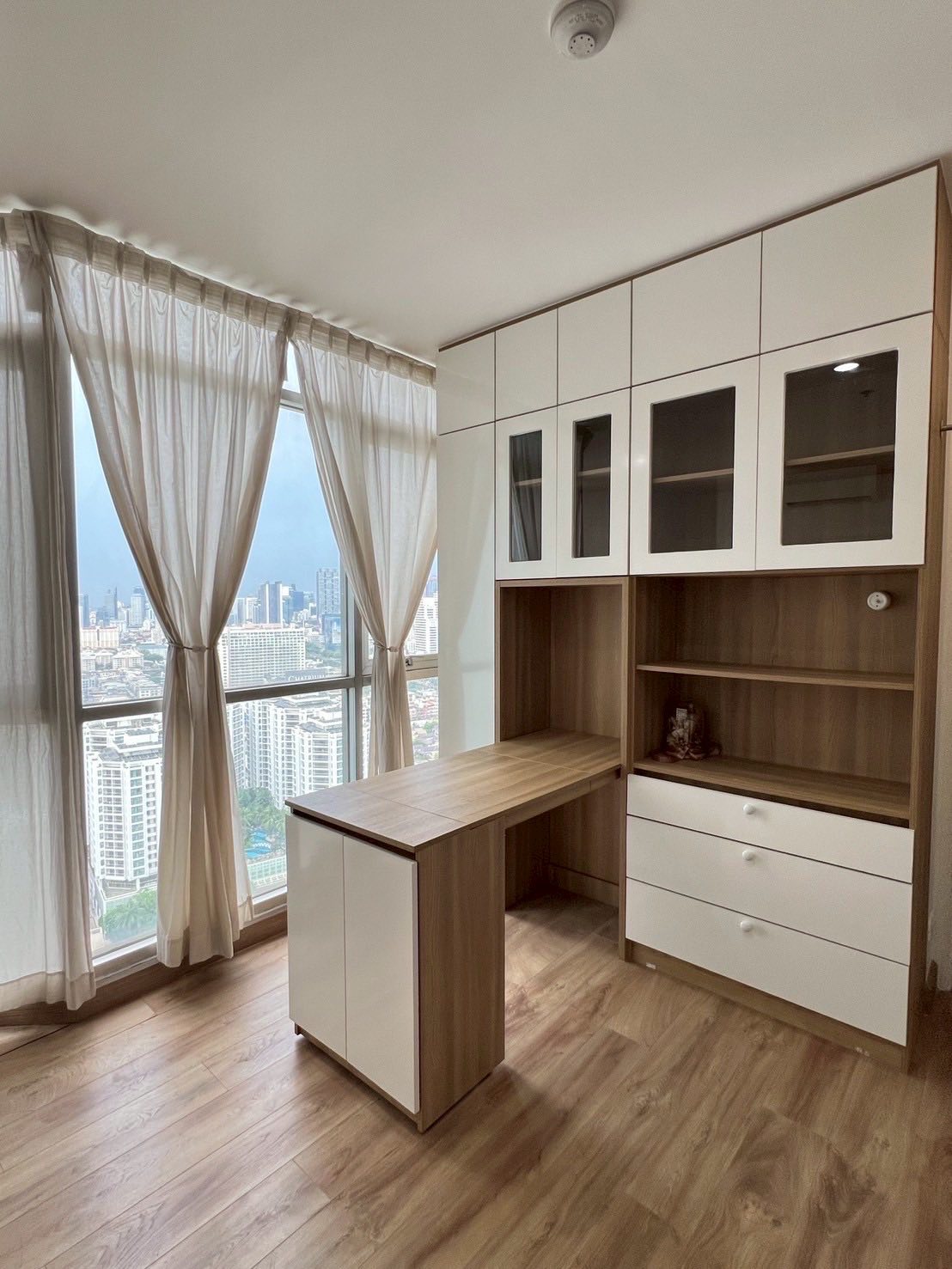 ✨ ขายคอนโด Lumpini Place Water Cliff (ลุมพินี เพลส วอเตอร์คลิฟ) ราคาพิเศษเพียง 3,000,000 บาท! ✨