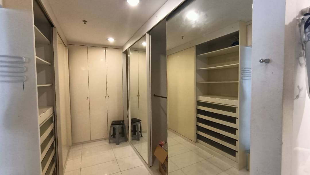 ให้เช่าคอนโด6 (รีเจ้นท์ รอยัล เพลส 2) แบบ 3 ห้องนอน 3 ห้องน้ำ 1 ห้อง maid ขนาด 186 ตารางเมตร