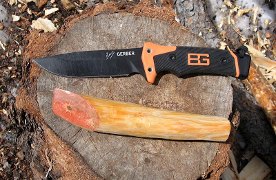 มีดเดินป่า/ยังชีพ Gerber Bear Grylls Ultimate Pro ใหม่ แท้ มีนกหวีดและที่จุดไฟ ของแท้ ของใหม่