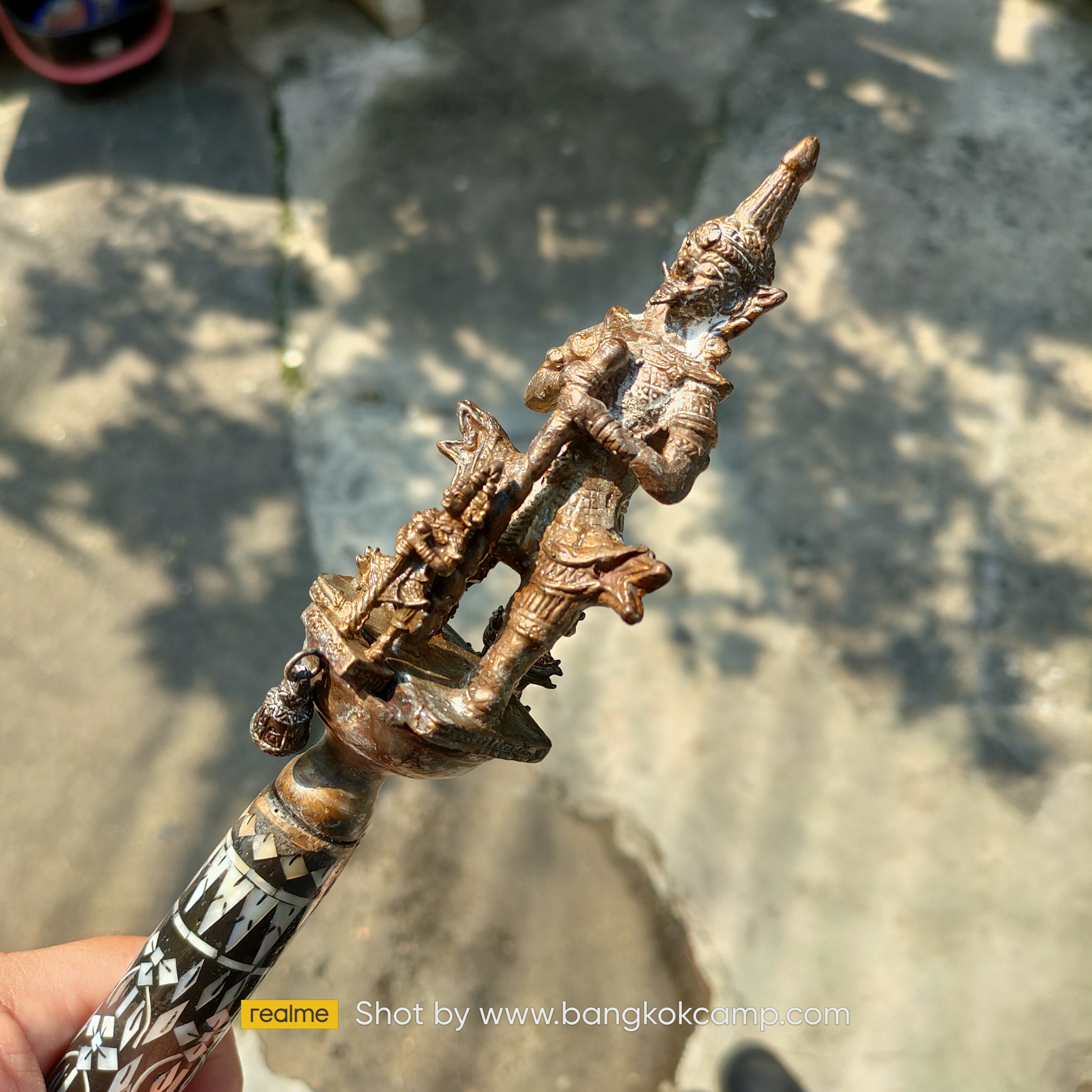 ไม้ครู หรือไม้ถือประดับมุข หัวท้าวเวสสุวรรณ ท้ายพระราหู