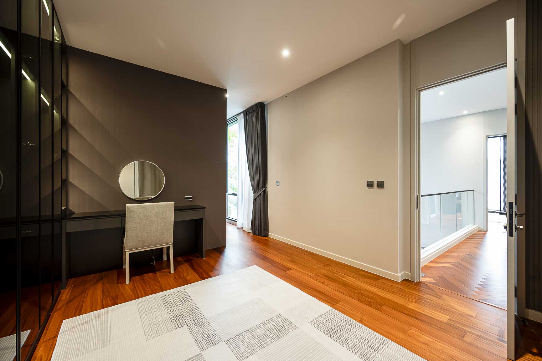 ✨ ให้เช่าบ้านเดี่ยวสุดหรู 3 ชั้น โครงการ BuGaan Pattanakarn (โครงการ บูก้าน พัฒนาการ) จากแสนสิริ 🏡 สไตล์ Modern Luxury พร้อม สระว่ายน้ำส่วนตัวบนชั้น 2 ✨