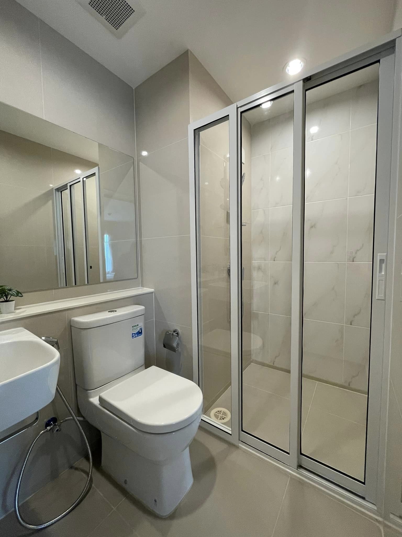 ให้เช่า คอนโด Aspire Erawan Prime (แอสปาย เอราวัณ ไพร์ม) - 1 ห้องนอน, 1 ห้องนั่งเล่น - ห้องน้ำแยกโซนเปียก แห้ง, ห้องครัวแยก