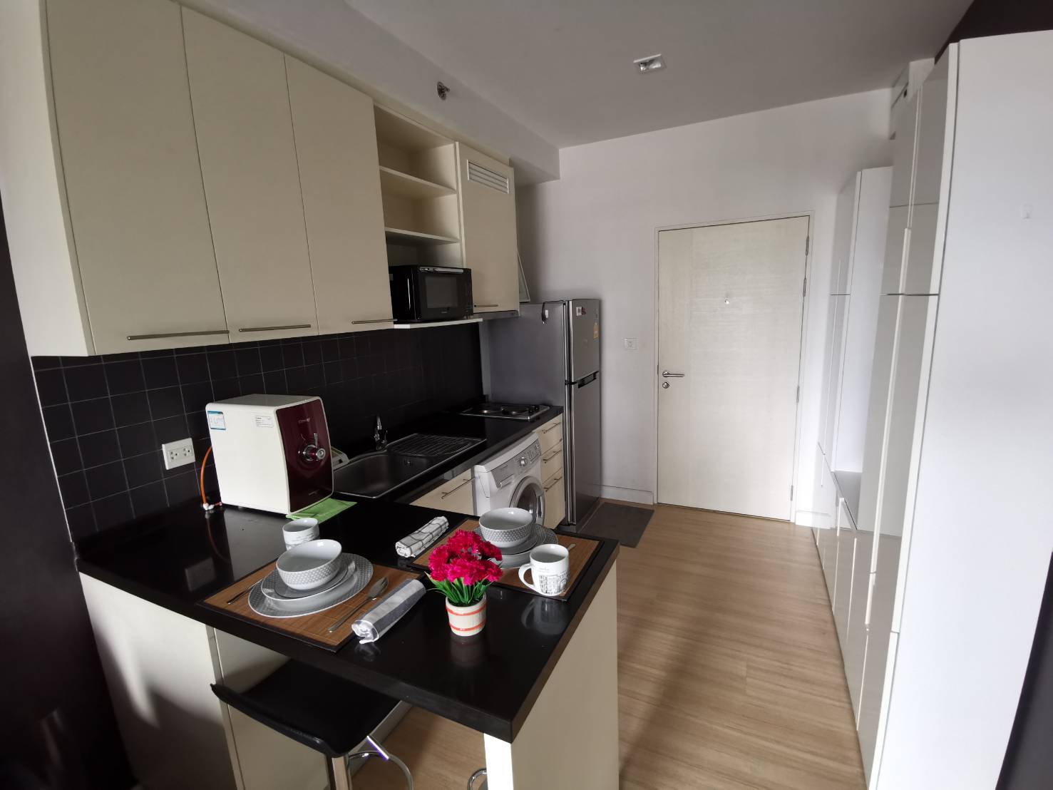 ขายคอนโดThe Seed Mingle (เดอะ ซี้ด มิงเกิล)1 ห้องนอน 1 ห้องน้ำ ขนาด 42 ตรม ชั้น 12 ห้องตกแต่งครบพร้อมเข้าอยู่