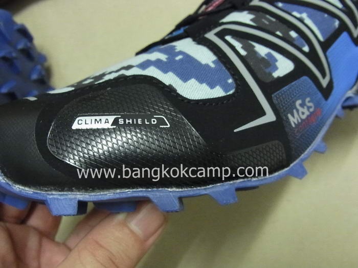 รองเท้าเดินป่า outdoor.. .Salomon... ใหม่.... Size42eur