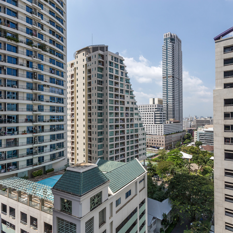 ให้เช่าคอนโด The Diplomat Sathorn (เดอะ ดิโพลแมท สาธร) 1 ห้องนอน 1 ห้องน้ำ ขนาด 45 ตรม