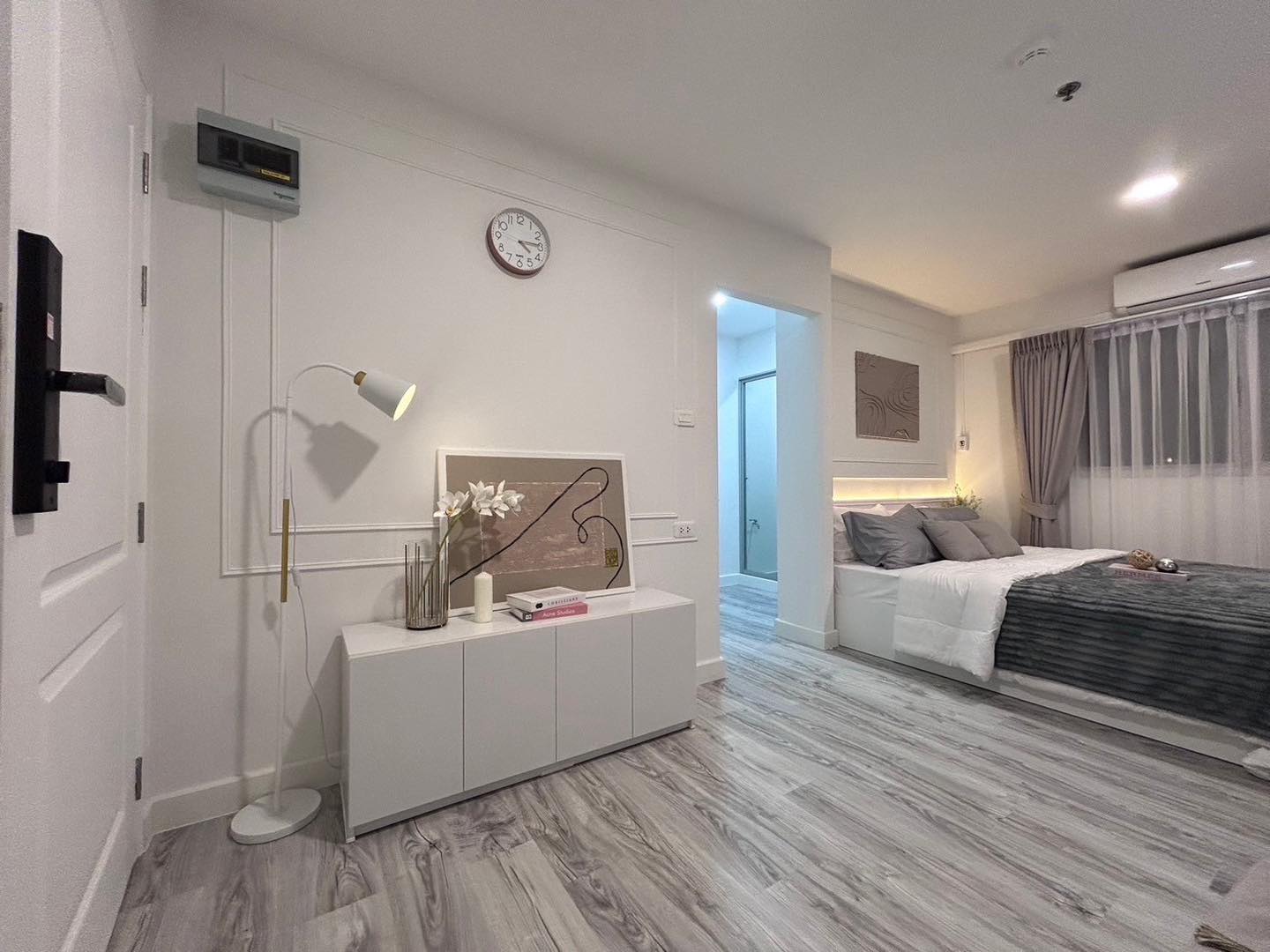 ขายด่วน! คอนโดลุมพินี คอนโดทาวน์ รามอินทรา - นวมินทร์ แต่งใหม่ พร้อมอยู่ ฟรีโอน! 🔥 💰 ราคาสุดคุ้มเพียง 1.29 ล้านบาท!