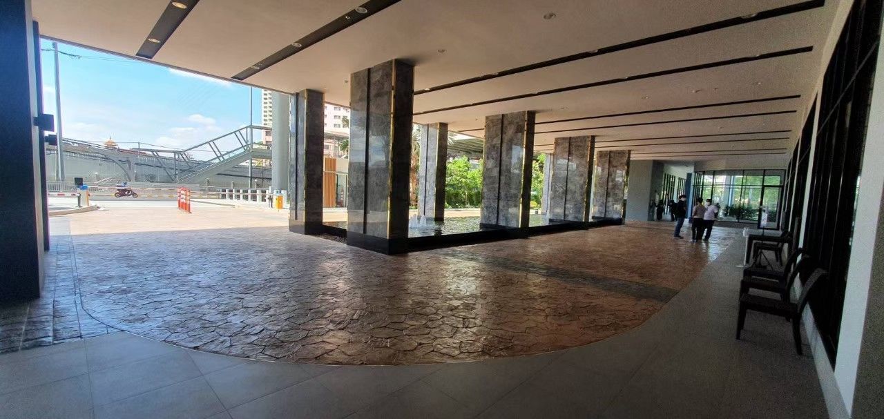 ให้เช่าร้านค้า Shop ที่หน้า lobby คอนโดศุภาลัย พรีเมียร์ เจริญนคร Supalai Premier Charoen Nakhon ห้องเลขที่ 198/1 (แบบ Money Maker) 32 ตรม.