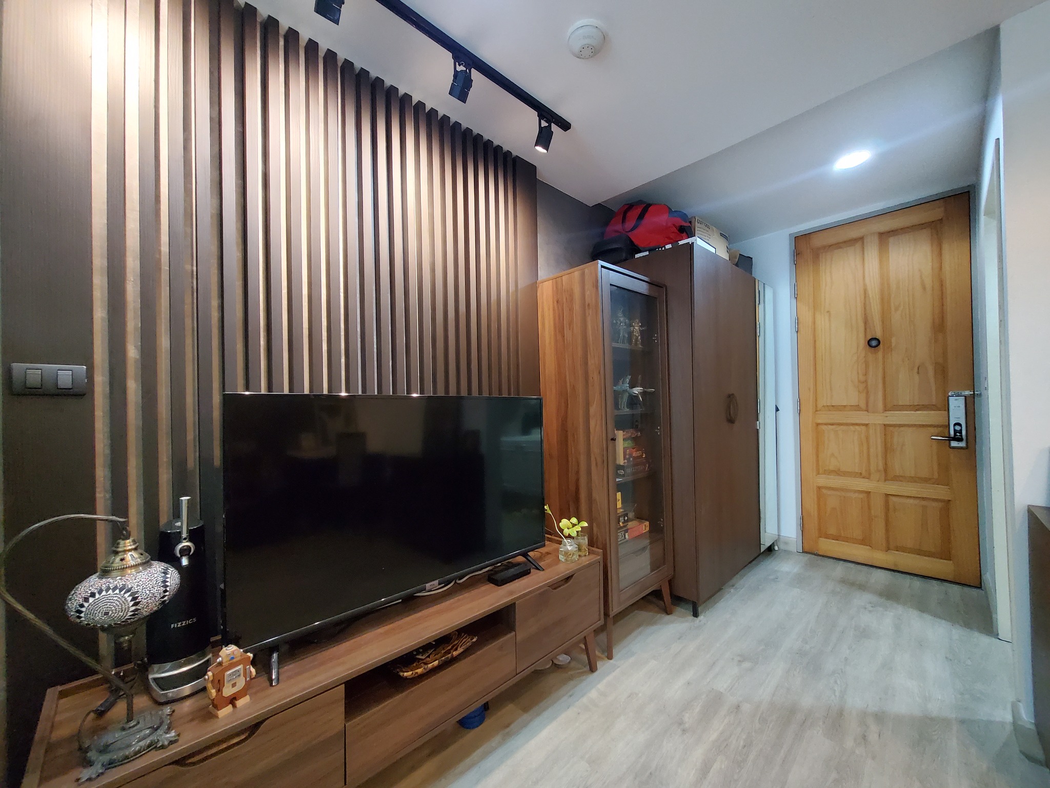 ให้เช่าคอนโด The Station Sathorn - Bangrak (เดอะ สเตชั่น สาทร-บางรัก) 1 ห้องนอน 1 ห้องน้ำ ชั้น 5 ตึก 1 ขนาด 29.6 ตรม.