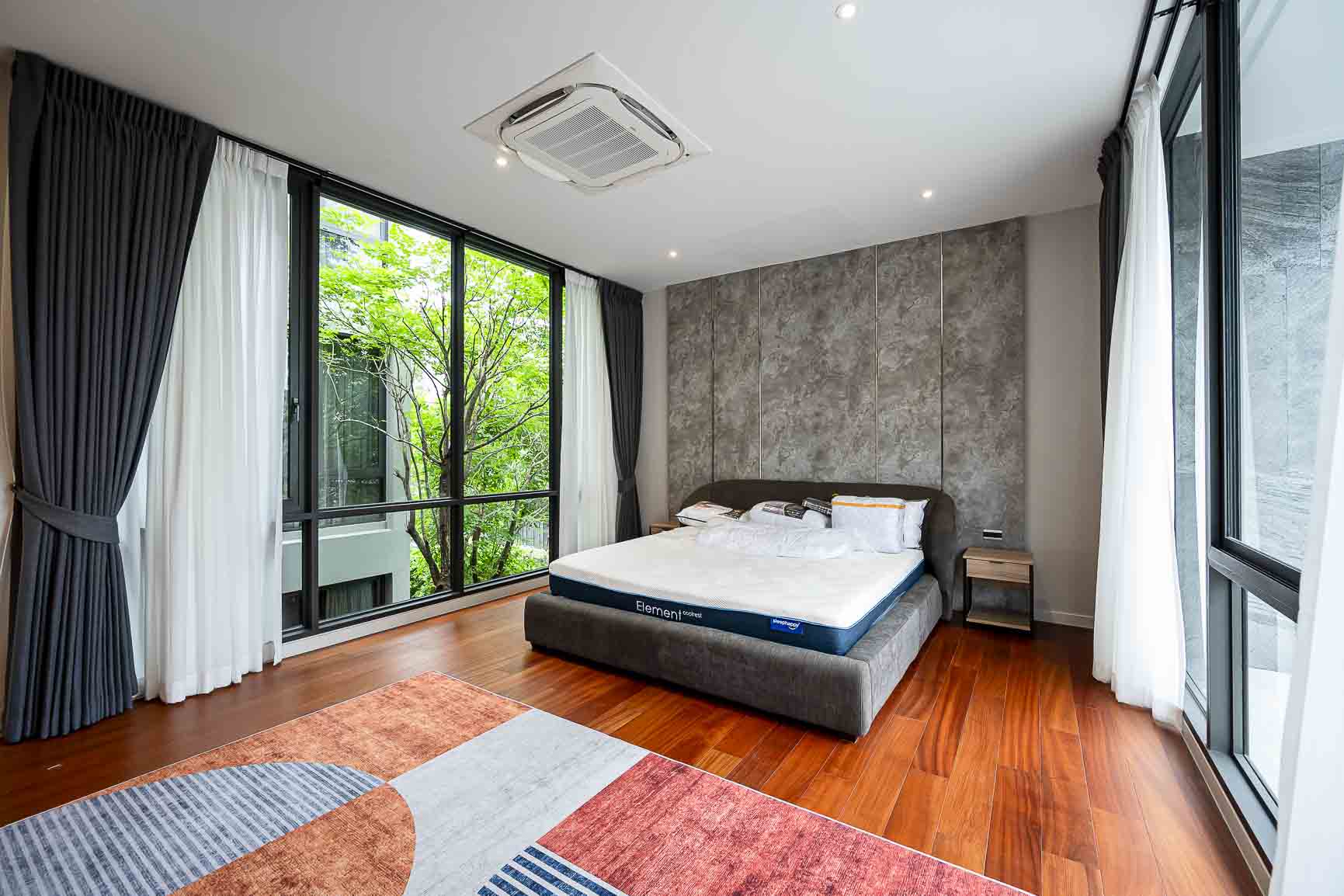 ✨ ให้เช่าบ้านเดี่ยวสุดหรู 3 ชั้น โครงการ BuGaan Pattanakarn (โครงการ บูก้าน พัฒนาการ) จากแสนสิริ 🏡 สไตล์ Modern Luxury พร้อม สระว่ายน้ำส่วนตัวบนชั้น 2 ✨