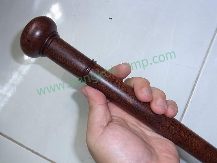 ไม้มงคลหายาก. ไม้ตะพด(ไม้แก่นมะขาม) ท่อนเดียวยาวตลอด ลายสวย ยาว 92ซม.