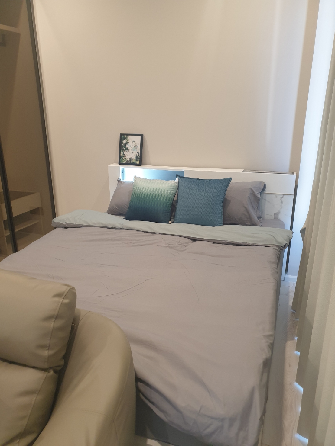 ให้เช่าคอนโด เดอะ รูม พญาไท The Room Phayathai ห้องสตูดิโอ ขนาด 29 ตรม 1 ห้องน้ำ