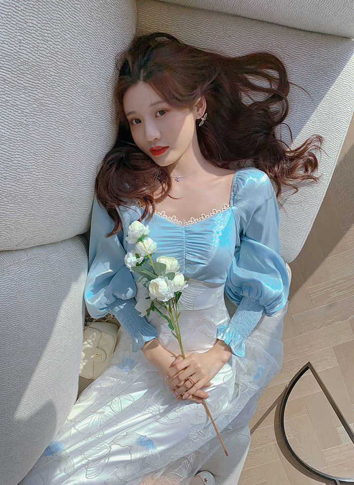 Palglg : พรีออเดอร์ เดรสยาวแฟชั่นแขนยาว คอกว้าง ช่วงกระโปรงปักลายตามแบบ งานแบรนด์