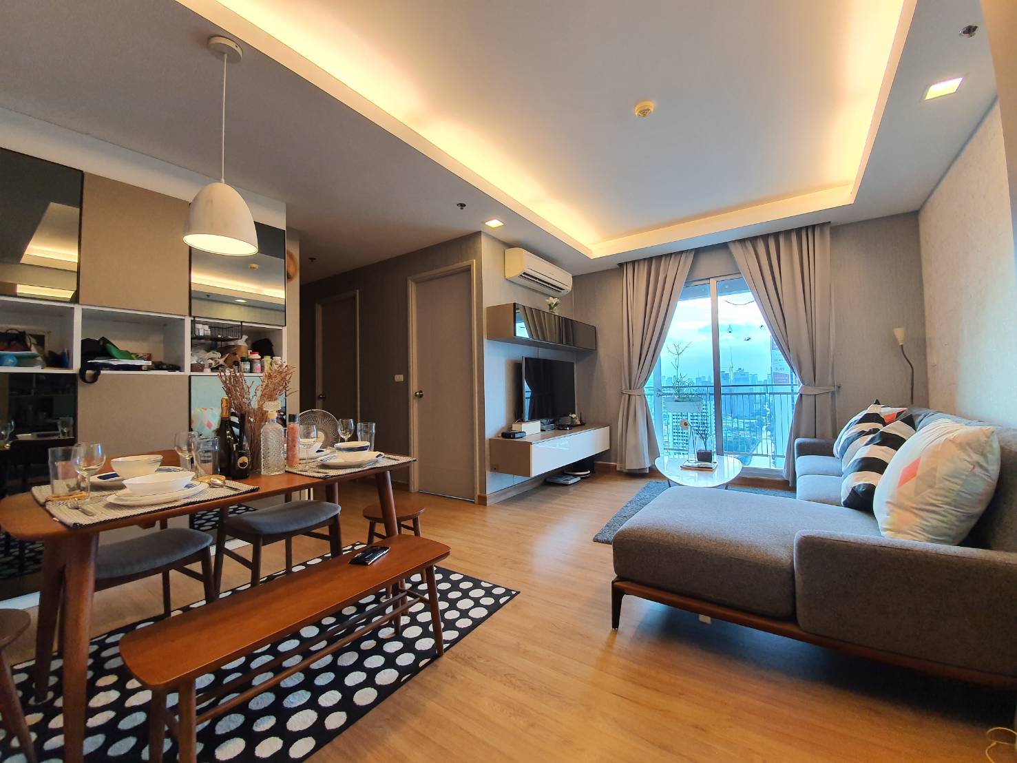 ด่วนคอนโด*คุ้มสุดในโครงการ** Thru Thonglor (ทรู ทองหล่อ) 2 ห้องนอน 2 ห้องน้ำ ห้องมุม