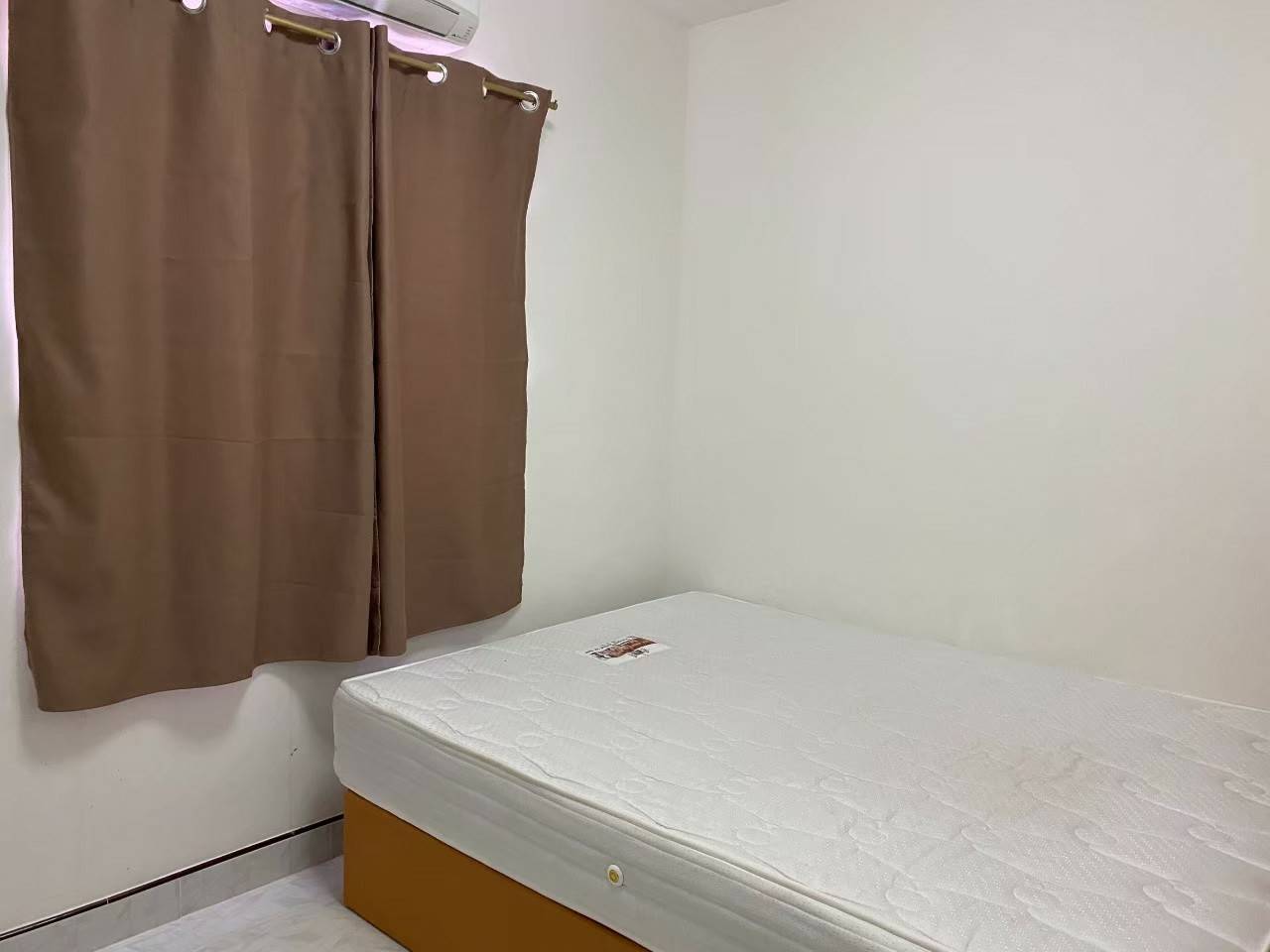 ให้เช่าทาวน์เฮ้าส์ 2 ชั้น หมู่บ้านพฤกษา 58/2 ให้เช่าเดือนละ 14,000 ถนนลาดกระบัง 54 มี 3 ห้องนอน