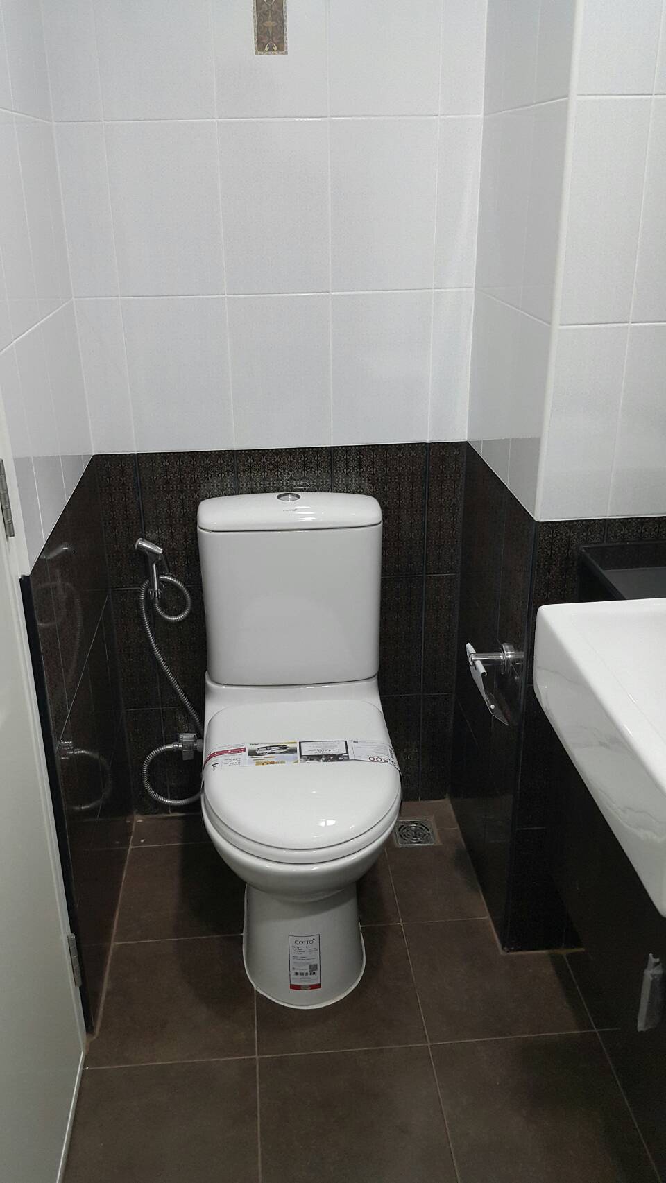 ขายดาวน์เท่าทุน จองพร้อมทำสัญญา คอนโดอัสสกาญจน์เพลส ศรีนครินทร์ (Asakan Place Srinakarin ราคาขายดาวน์ 681,500 บาท (ราคาที่ดีที่สุด + บนทำเลทอง)