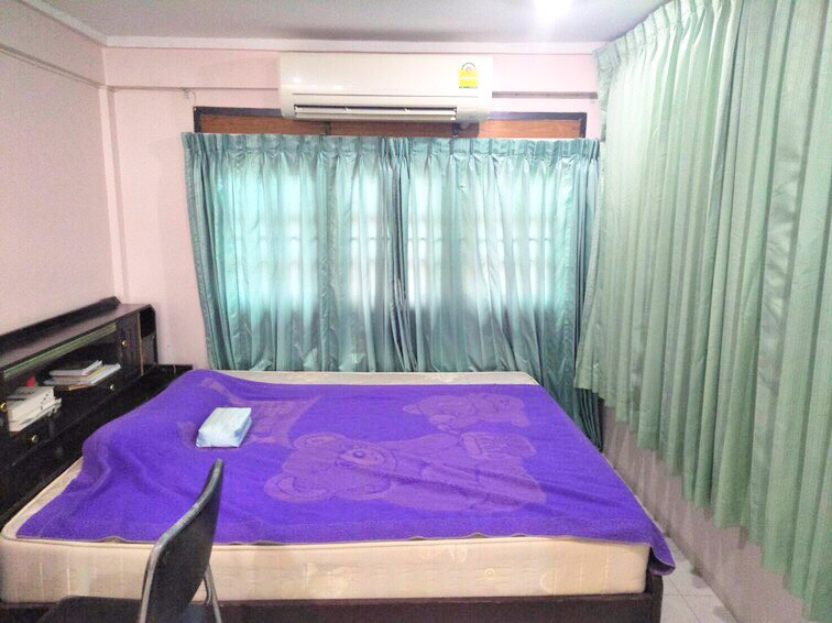 ขายตึกแถว 3 ชั้น ครึ่ง แนวรถไฟฟ้าสีน้ำเงิน อยู่ในซอย จรัญสนิทวงศ์ 41 ห่างจากปากซอยไม่เกิน 100 เมตร