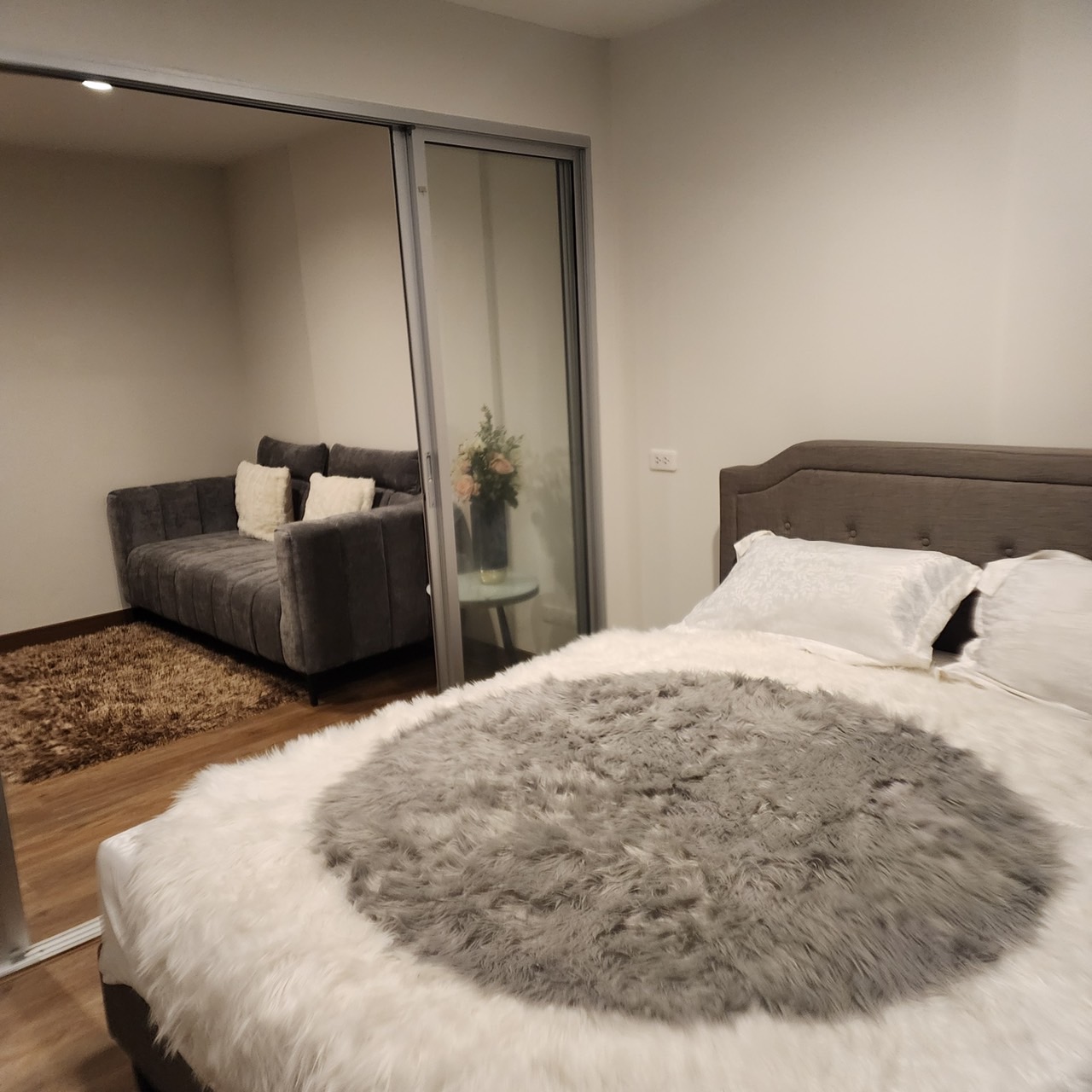 📍 รหัสทรัพย์ 87670 ให้เช่า D Condo รัตนาธิเบศร์ (ใกล้สถานีรถไฟฟ้าไทรม้าเพียง 50 เมตร!)