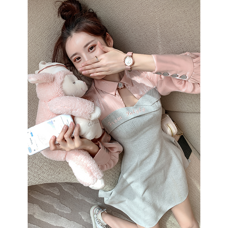 Palglg : พรีออเดอร์เดรสแฟชั่นสไตล์หวานน่ารักๆ ปักอักษรแบรนด์ Palglg รุ่นแบบสั้น แบรนด์แท้
