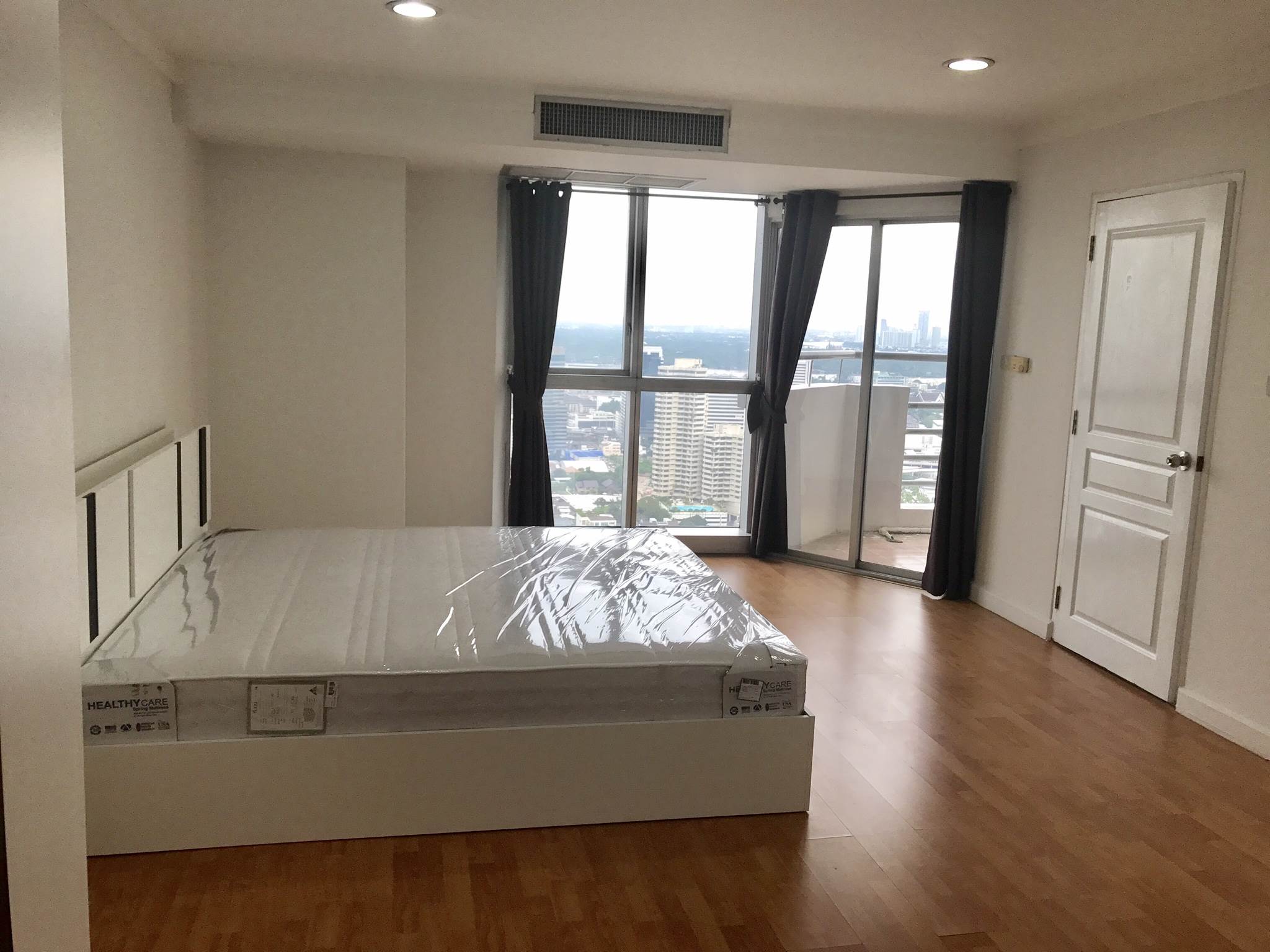 รหัสทรัพย์ 65614 ( ห้องเลขที่ 453 )ให้เช่าคอนโด Waterford Diamond Tower Sukhumvit 30/1