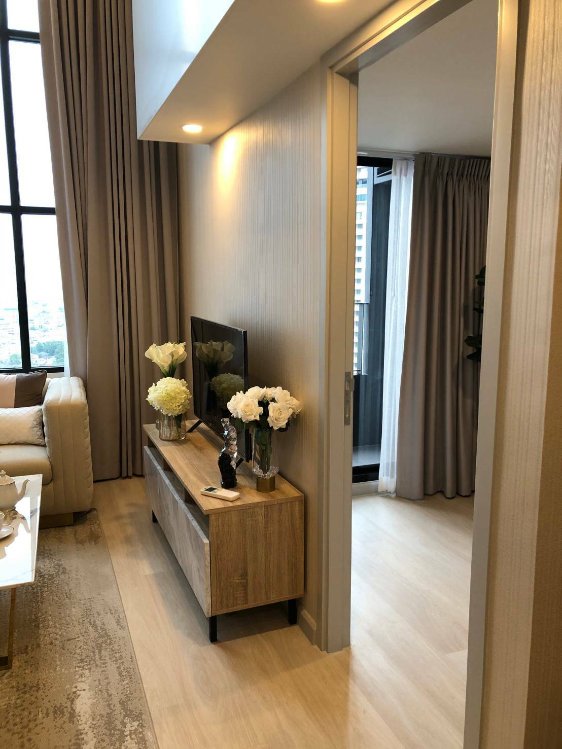 ให้เช่าคอนโดห้องใหม่มือหนึ่ง Knightsbridge Prime Sathorn (ไนท์ บริดจ์ ไพร์ม สาทร) 1 ห้องนอนแบบ Duplex 1 ห้องน้ำ ขนาด 44 ตรม