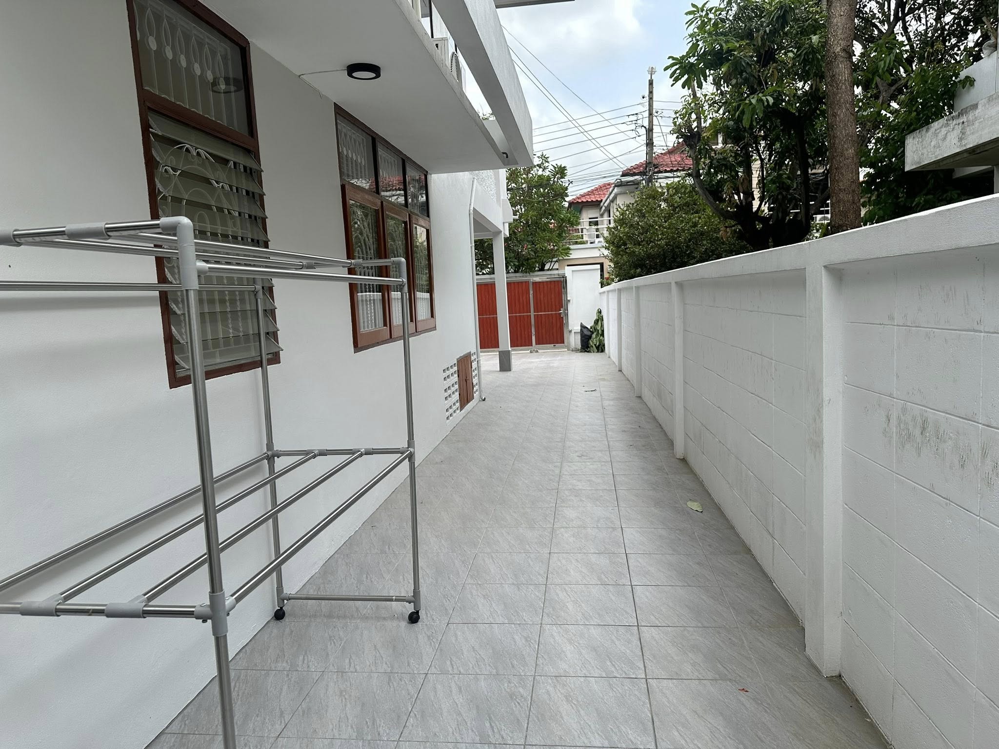 ให้เช่า บ้านเดี่ยว ซอย สุขุมวิท 101/1 (Single House for Rent Sukhumvit 101/1) บ้านเดี่ยวพร้อมอยู่ เดินทางสะดวก ใกล้สุขุมวิทและศรีนครินทร์