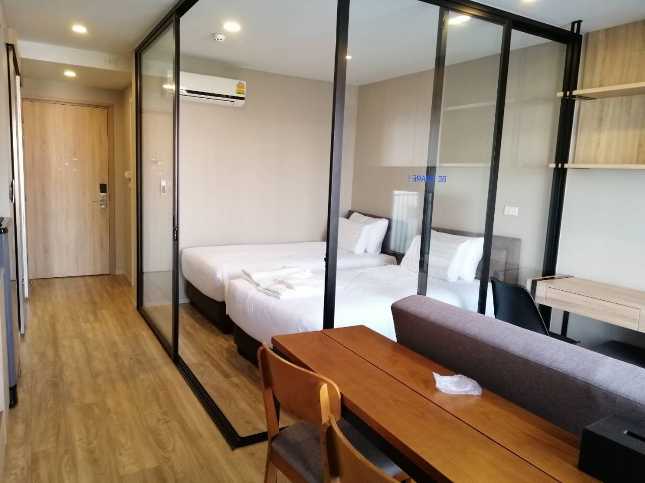 ให้เช่าคอนโด Blossom Condo @ Sathorn - Charoenrat (บลอสซั่ม คอนโด สาทร-เจริญราษฎร์ แบบ 1 ห้องนอน 1 ห้องน้ำ ขนาด30 ตรม อาคาร A