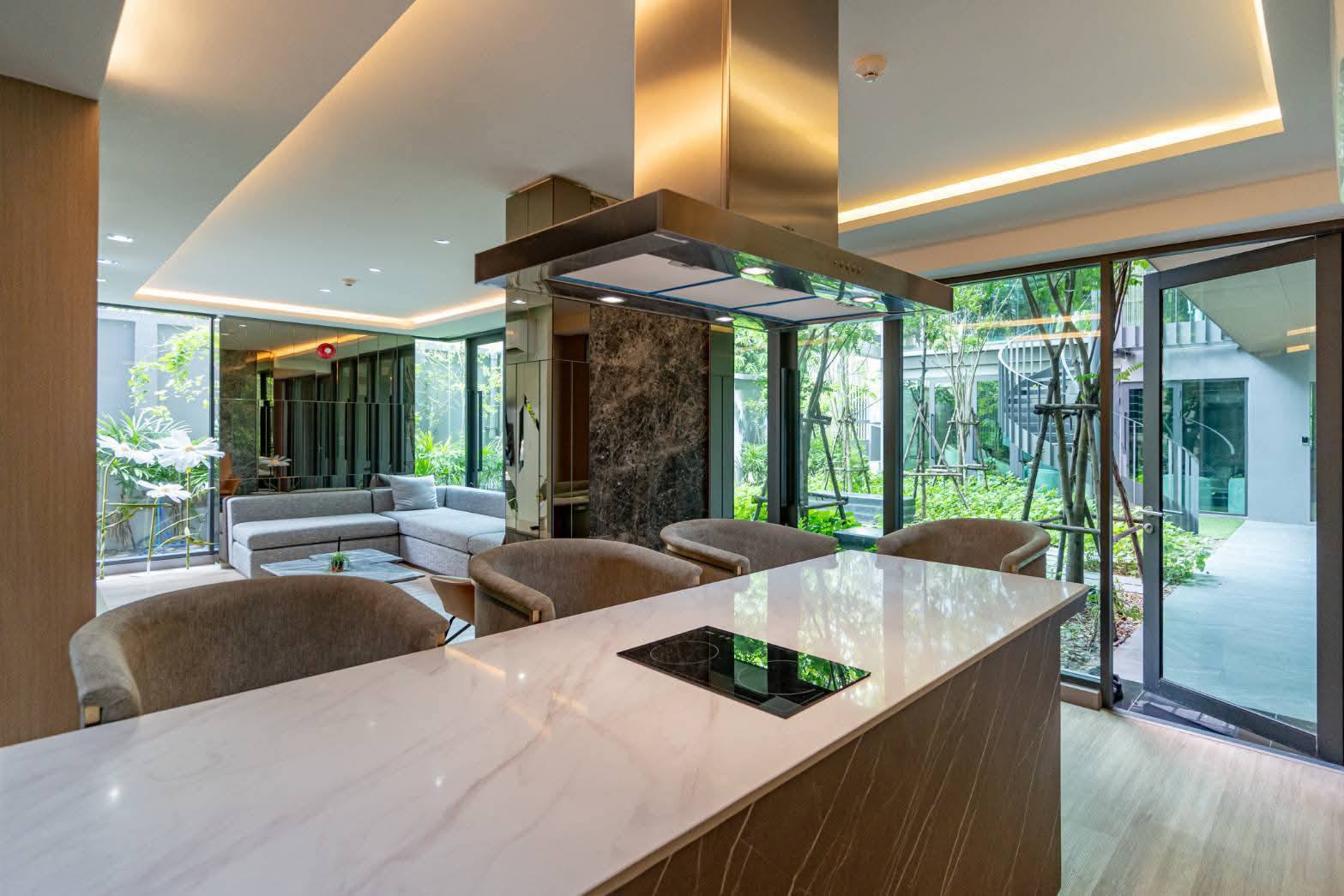 🏡✨ ให้เช่าคอนโด LLOYD ศูนย์วิจัย – ทองหล่อ (LLOYD Thonglor – Soi Soonvijai)