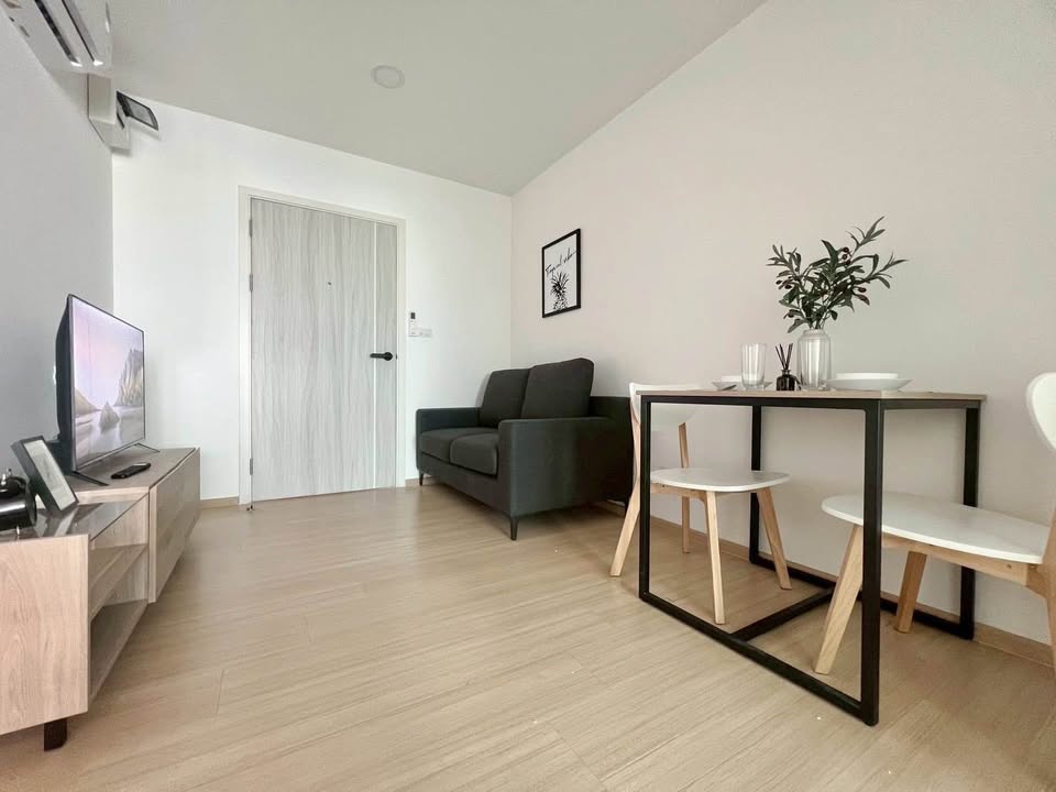 ให้เช่า Chewathai Hallmark Ladprao–Chokchai 4 Phase 2 (ชีวาทัย ฮอลล์มาร์ค ลาดพร้าว–โชคชัย 4 เฟส 2) ✨ ห้องใหม่ ไม่เคยปล่อยเช่า! พร้อมเข้าอยู่ทันที เฟอร์ครบ เครื่องใช้ไฟฟ้าครบ