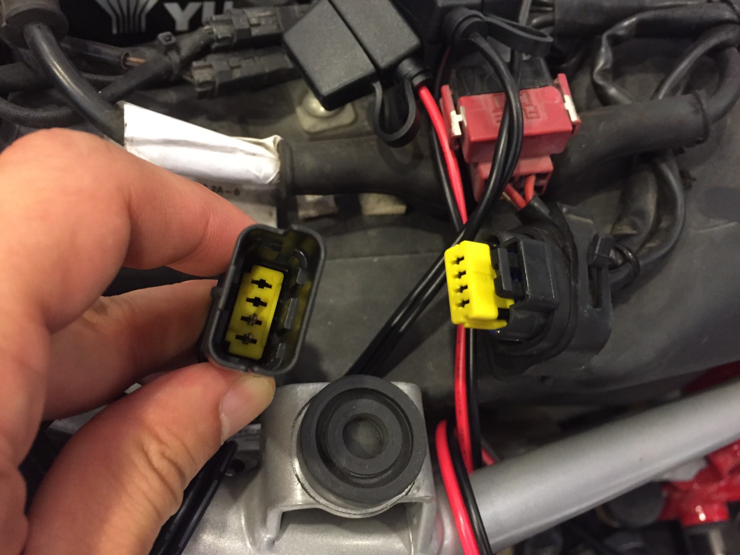 APRTECH Ducati DDA Adaptor for CTEK Charger with Indicator (สำหรับรถ Ducati)