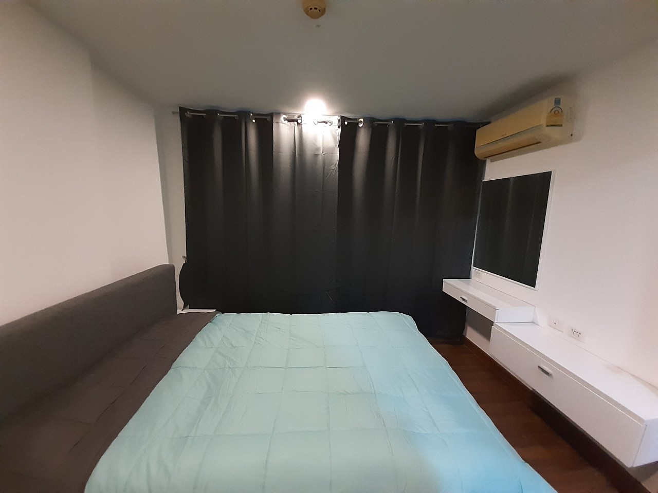 ให้เช่าคอนโด Diamond Ratchada Cool House (ไดมอนด์ รัชดา คูลเฮ้าส์) 1 ห้องนอน 1 ห้องน้ำ ขนาด 35 ตรม