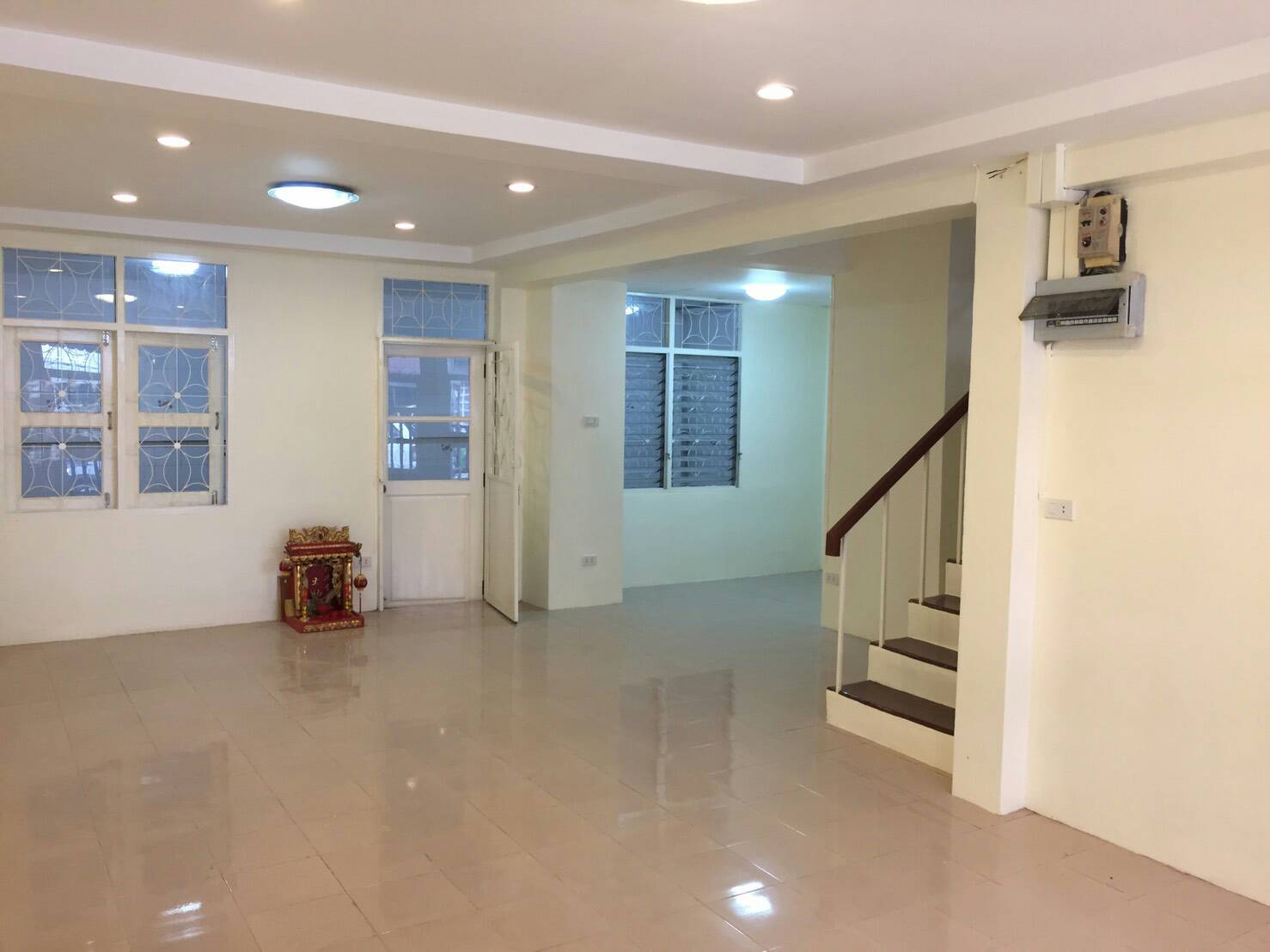 รหัสทรัพย์ 69036 ขายทาวน์เฮาส์ หมู่บ้านธันยกานต์ ประเสริฐมนูกิจ 29 ( เกษตร-นวมินทร์