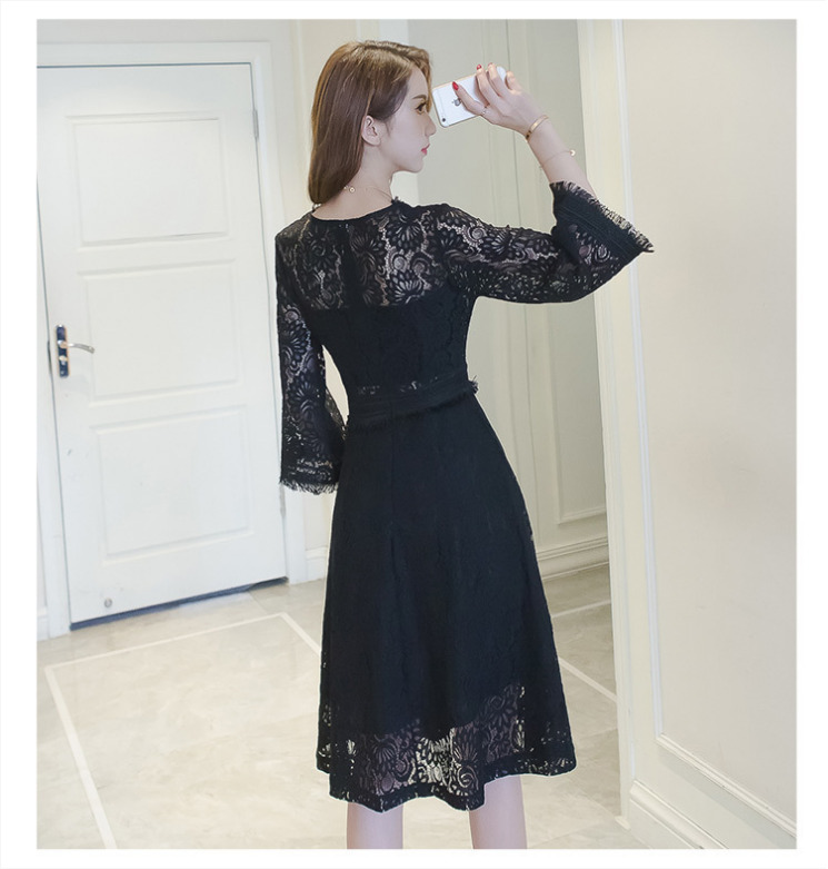 ชุดเดรสลูกไม้สีดำ คอวี มีแขน กระโปรงฟรีไซส์ แนวเรียบร้อย สวยหวาน น่ารักๆ แฟชั่นสวยๆ สไตล์เกาหลี ใส่ได้หลายโอกาส