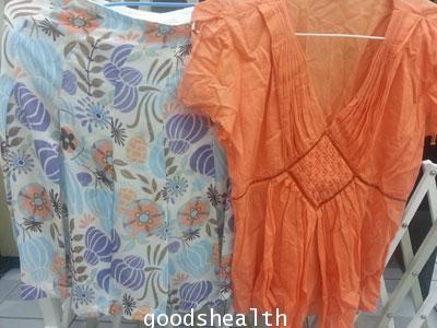 ชุดเสื้อคอวีสีส้ม ประดับลูกปัดวิบวับ +กระโปรงผ้าชีฟองลายดอก