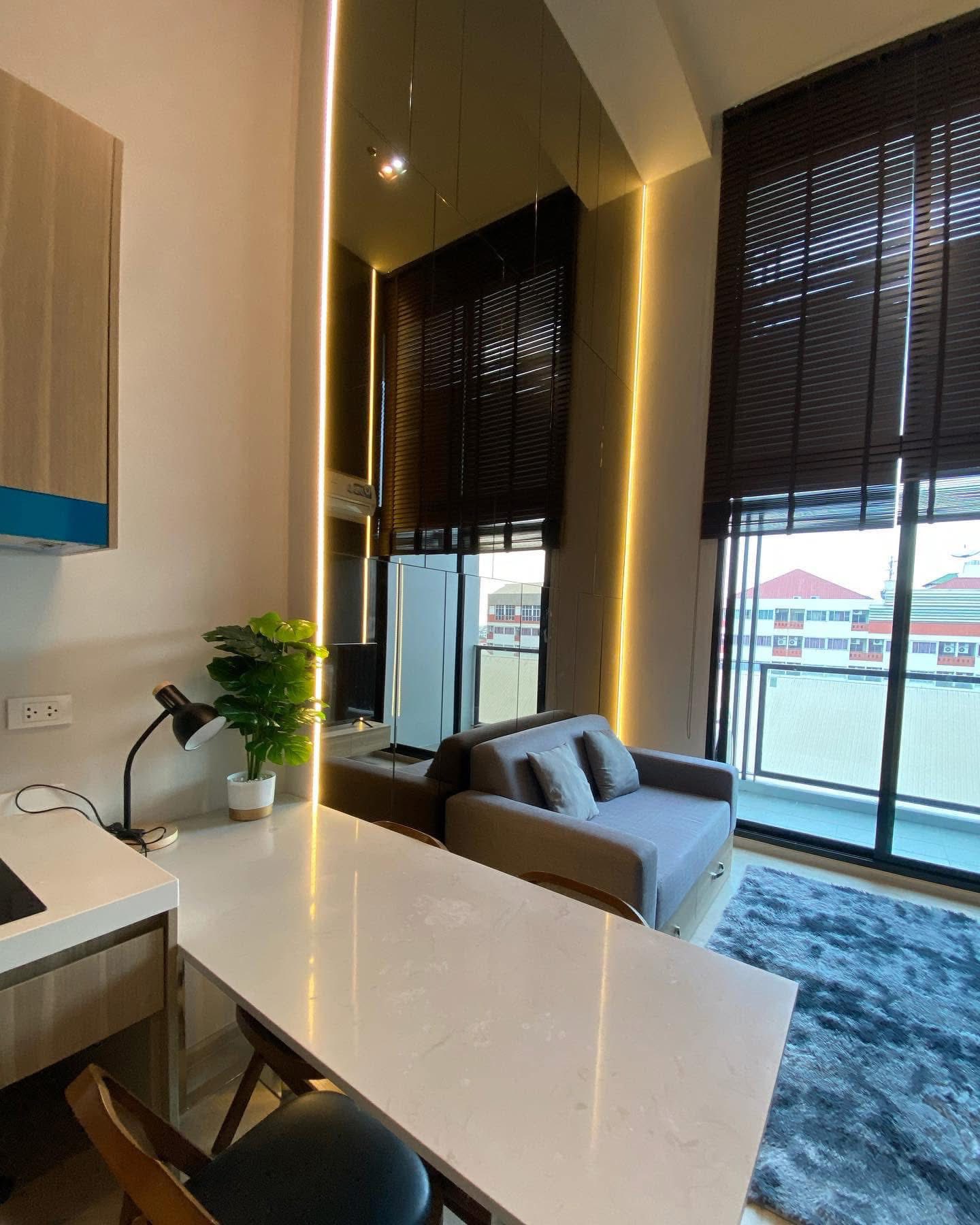 ð āđāļŦāđāđāļāđāļēāļāļāļāđāļ āļāļąāļĨāļāļīāļāļđāļ āļĒāļđāļāļīāļāļāļĢāđāļ āļŠāļēāļāļĢ - āļāđāļēāļāļĢāļ° (Altitude Unicorn Sathorn - Thaphra) | Loft 1+1 āļŦāđāļāļāļāļāļ āđāļāļāļēāļāļŠāļđāļ 4.6 āđāļĄāļāļĢ āļāļīāļ BTS āļāļĨāļēāļāļāļĨāļđ 0 āđāļĄāļāļĢ! ð