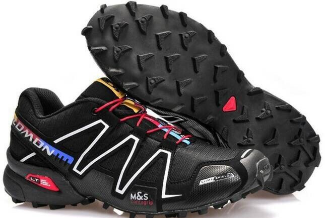 รองเท้าเดินป่า outdoor.. .Salomon... ใหม่ ...Size42-45Eur