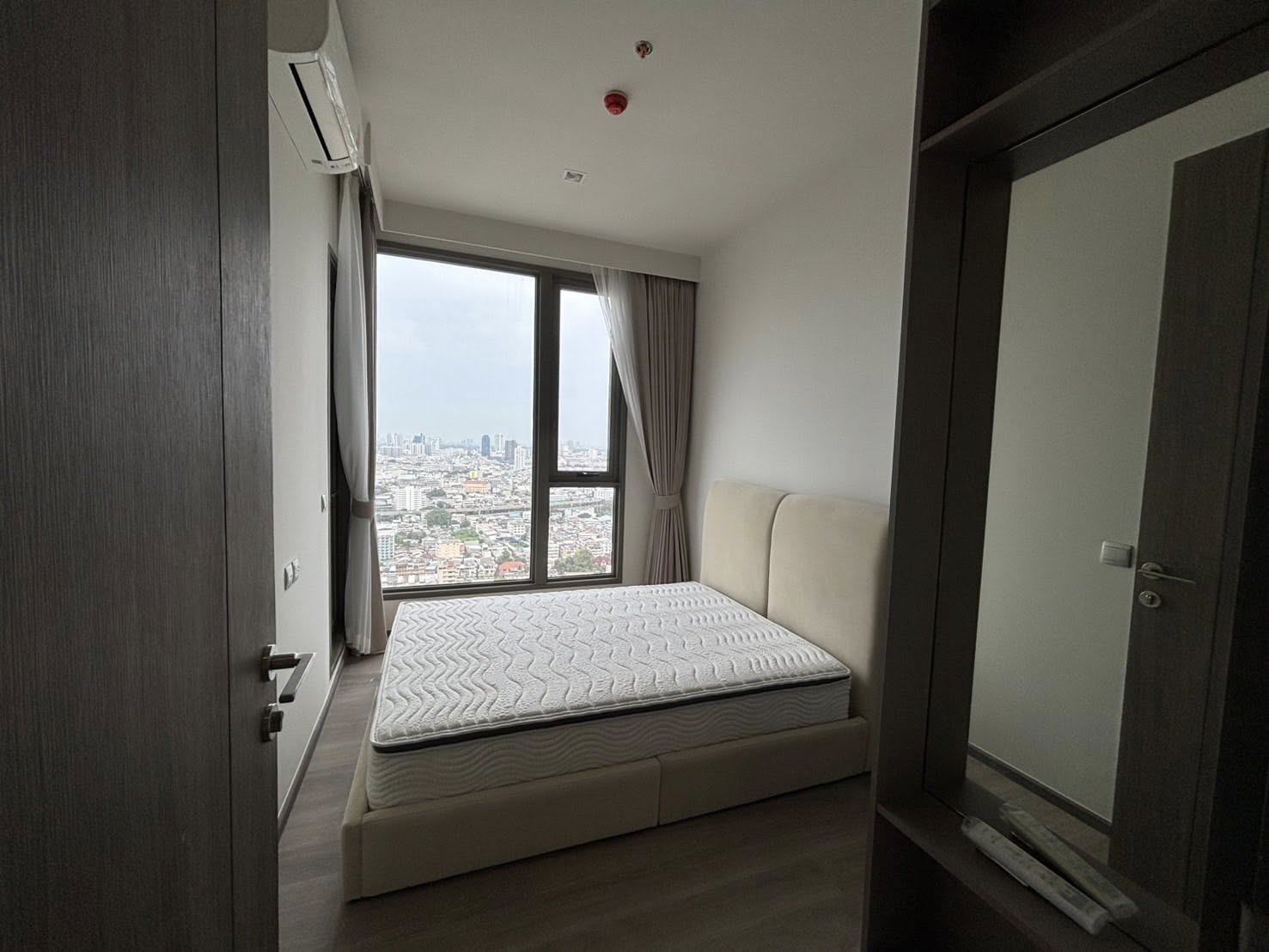 🌟 ให้เช่าคอนโด Rhythm Charoenkrung Pavillion ริธึ่ม เจริญกรุง พาวิลเลี่ยน วิวเมืองโล่งไม่มีตึกสูงบัง เห็นโค้งแม่น้ำ และสะพานพระราม 9