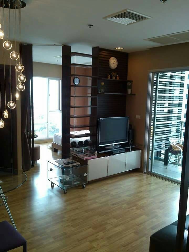 รหัสทรัพย์ 51432 ให้เช่าคอนโด The Light Ladprao (เดอะ ไลท์ ลาดพร้าว) 1 ห้องนอน 1 ห้องน้ำ แยกห้องรับแขก